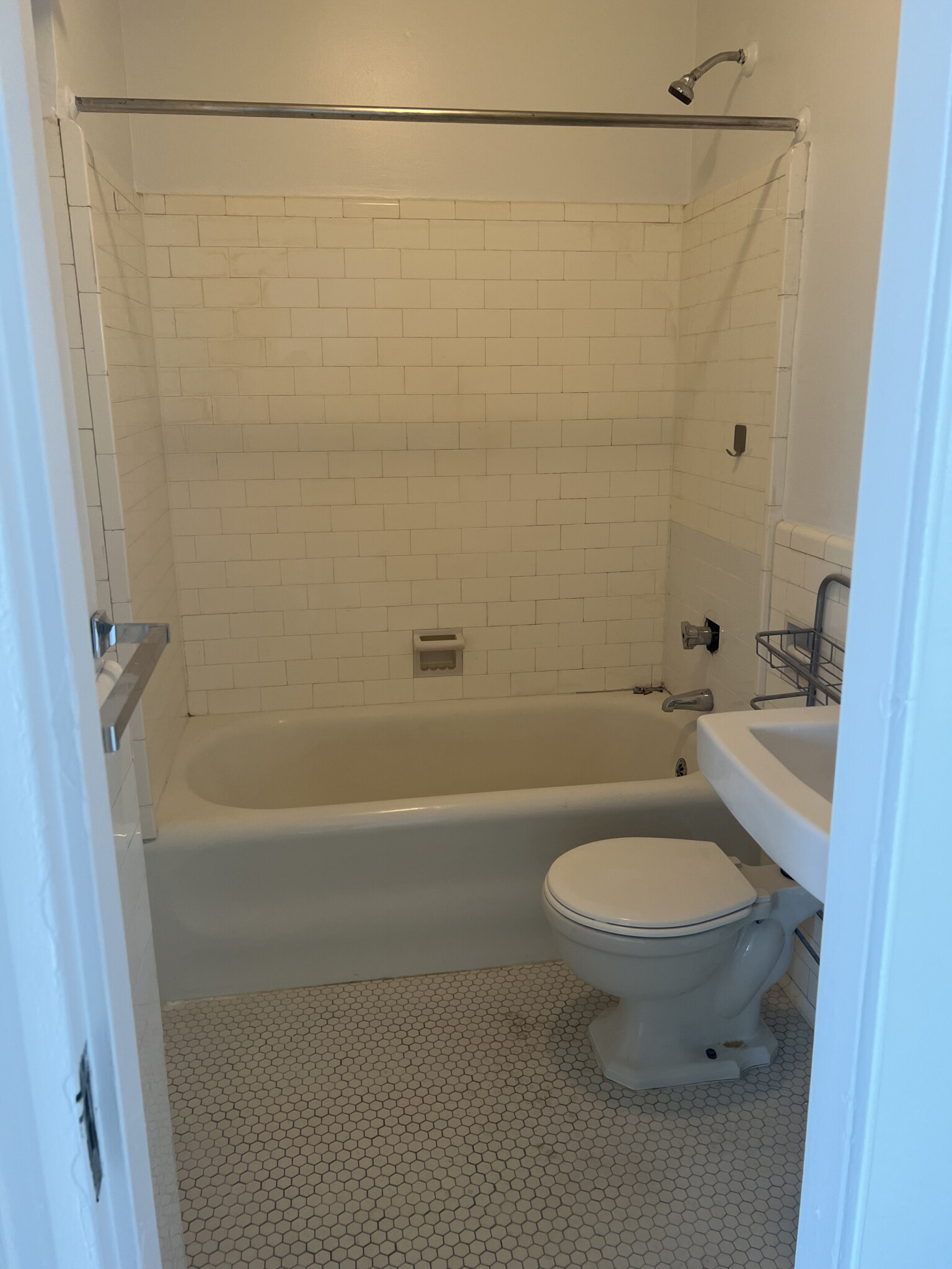 1284 Beacon St, Coolidge Corner