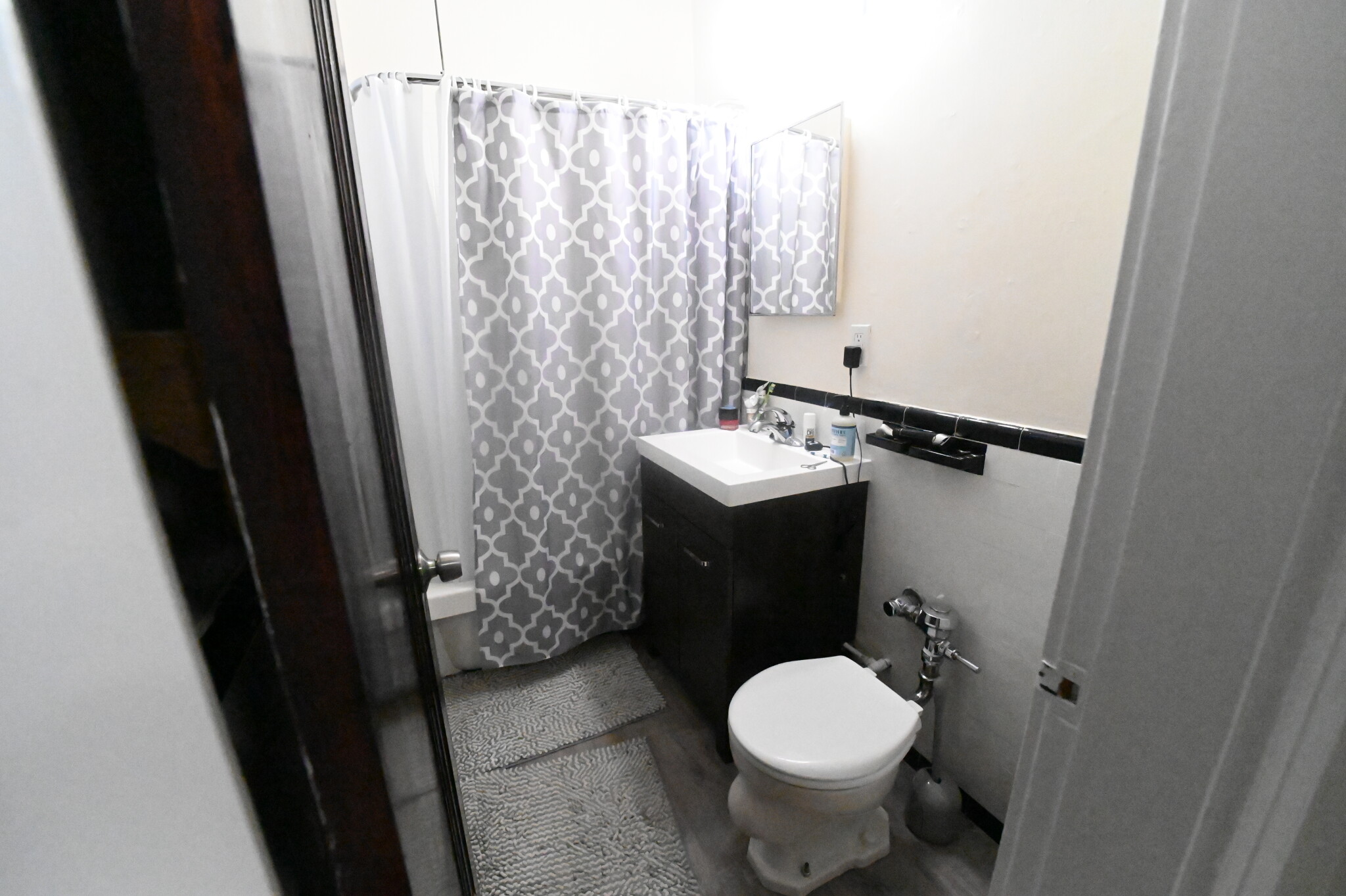 81 Strathmore Rd, Brighton