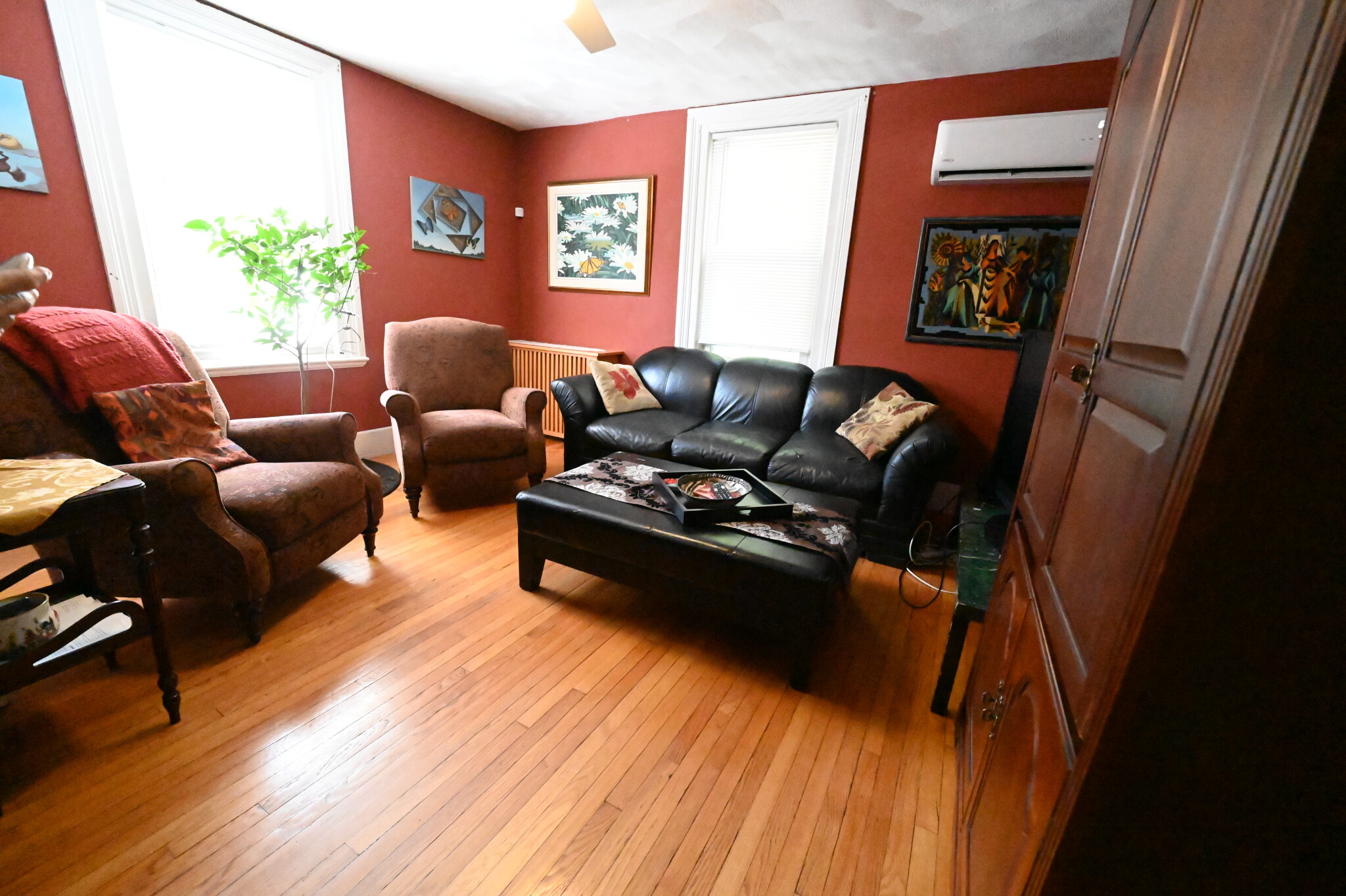 15 White Pl, Washington Square