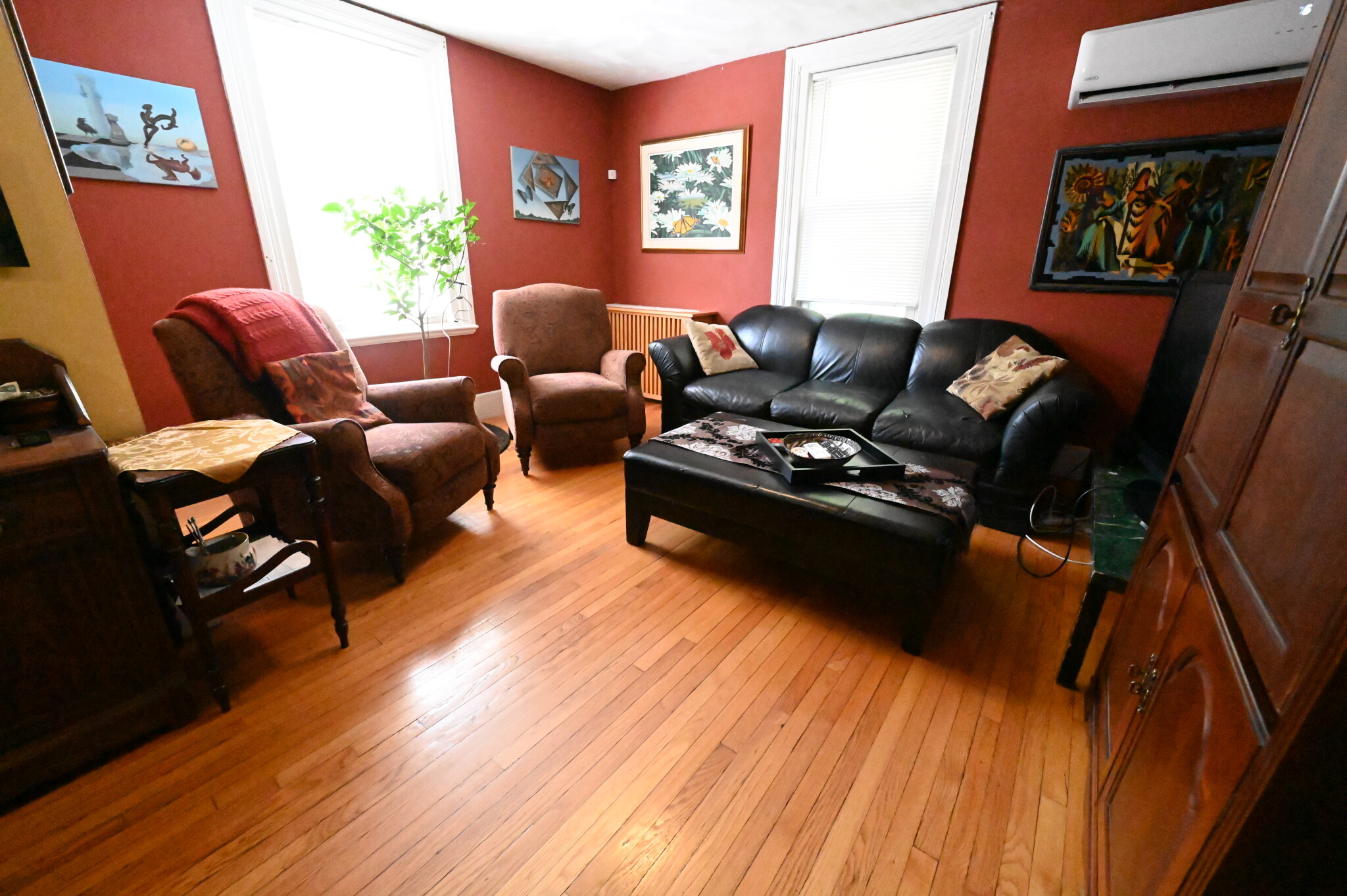 15 White Pl, Washington Square