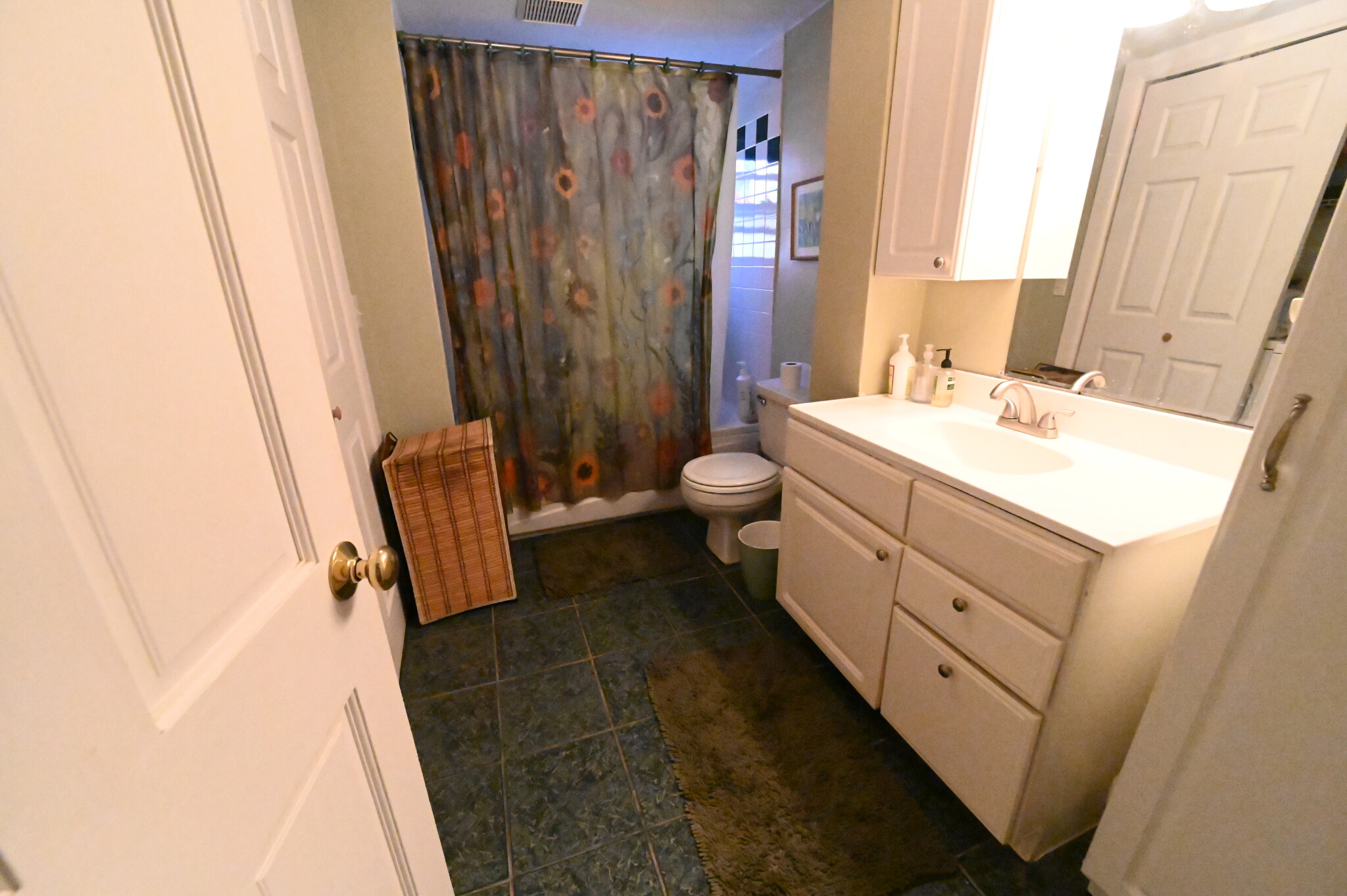 15 White Pl, Washington Square