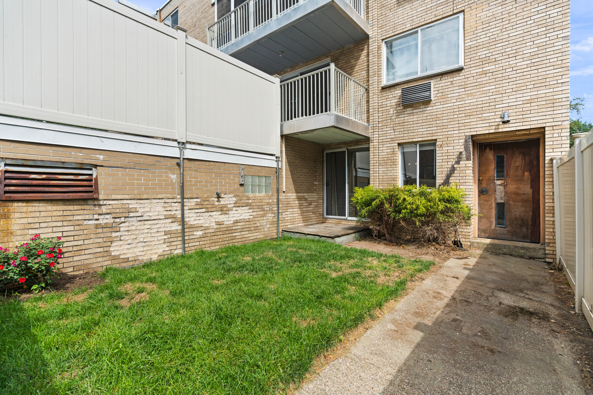 123 Sewall, Coolidge Corner