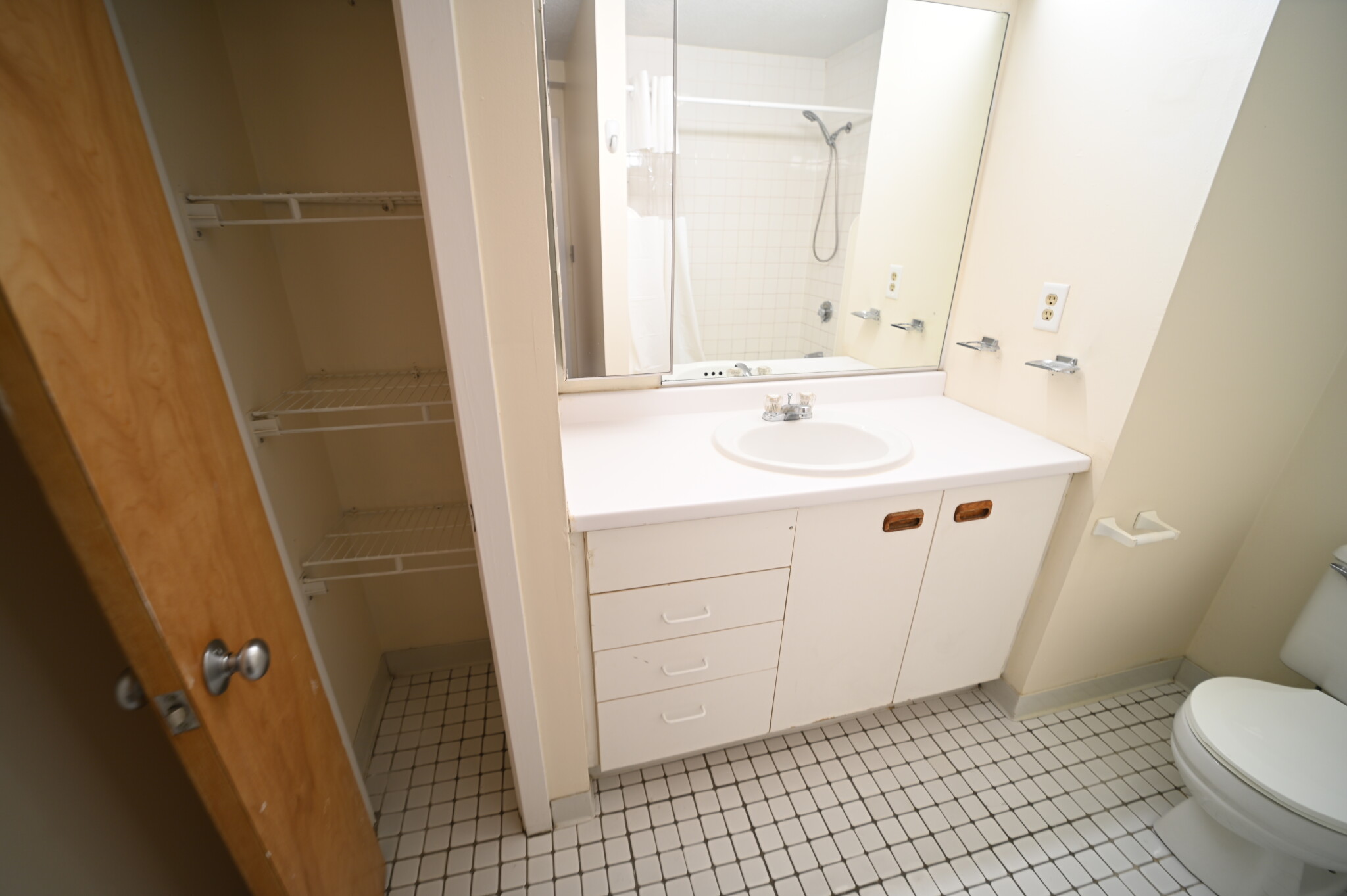 148 North Beacon St, Brighton