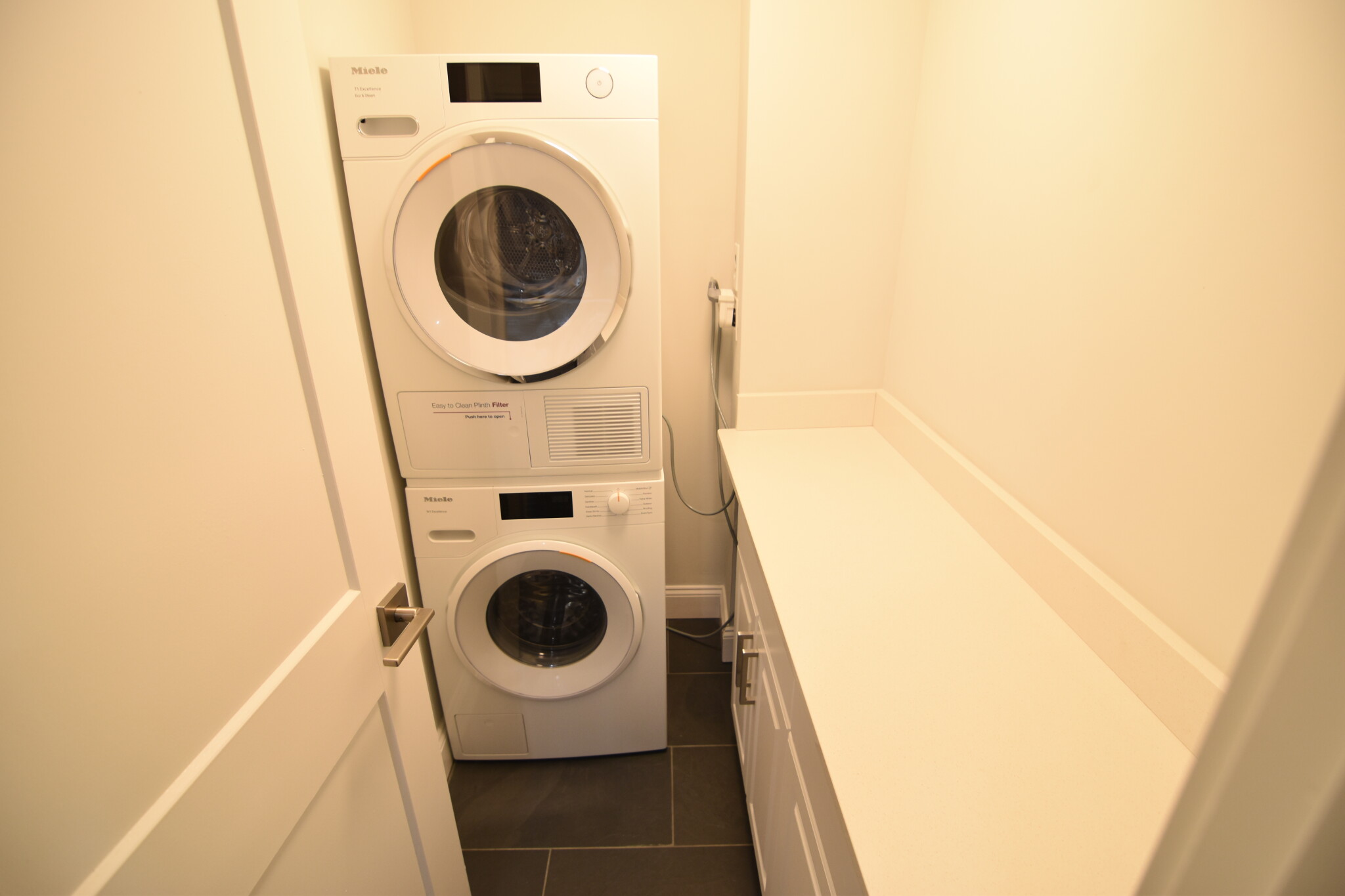 320 Hammond Pond Pkwy, Chestnut Hill