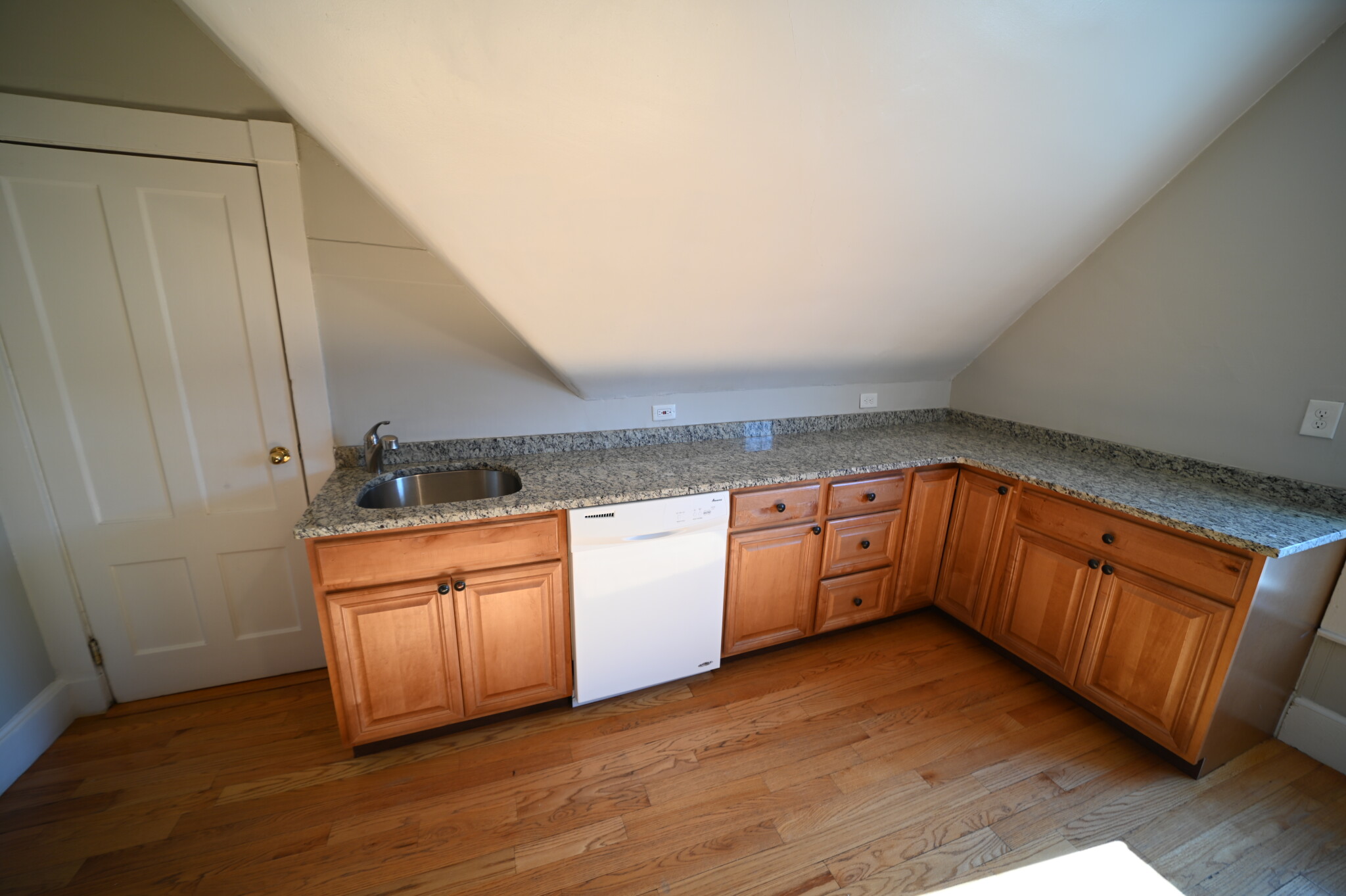 37-39 Litchfield St, Brighton