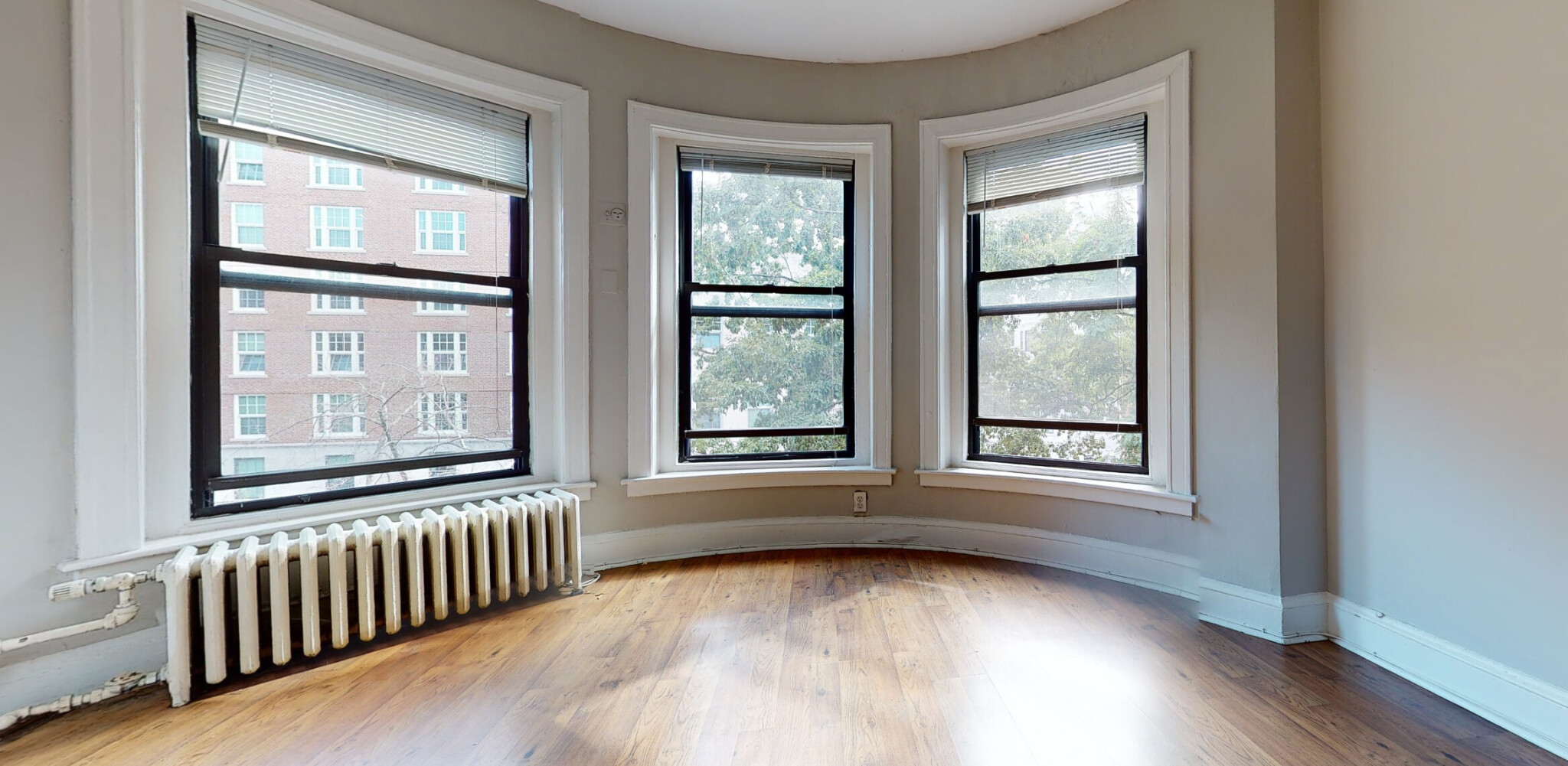 47 Bay State Rd, Fenway