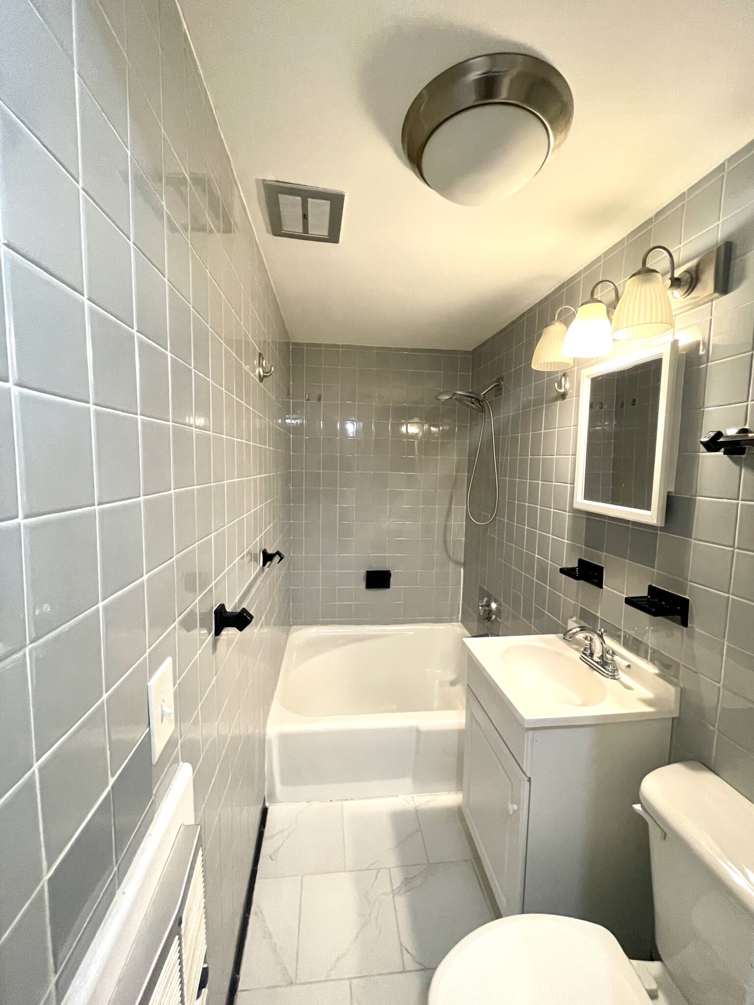 4 Commonwealth Ct, Brighton