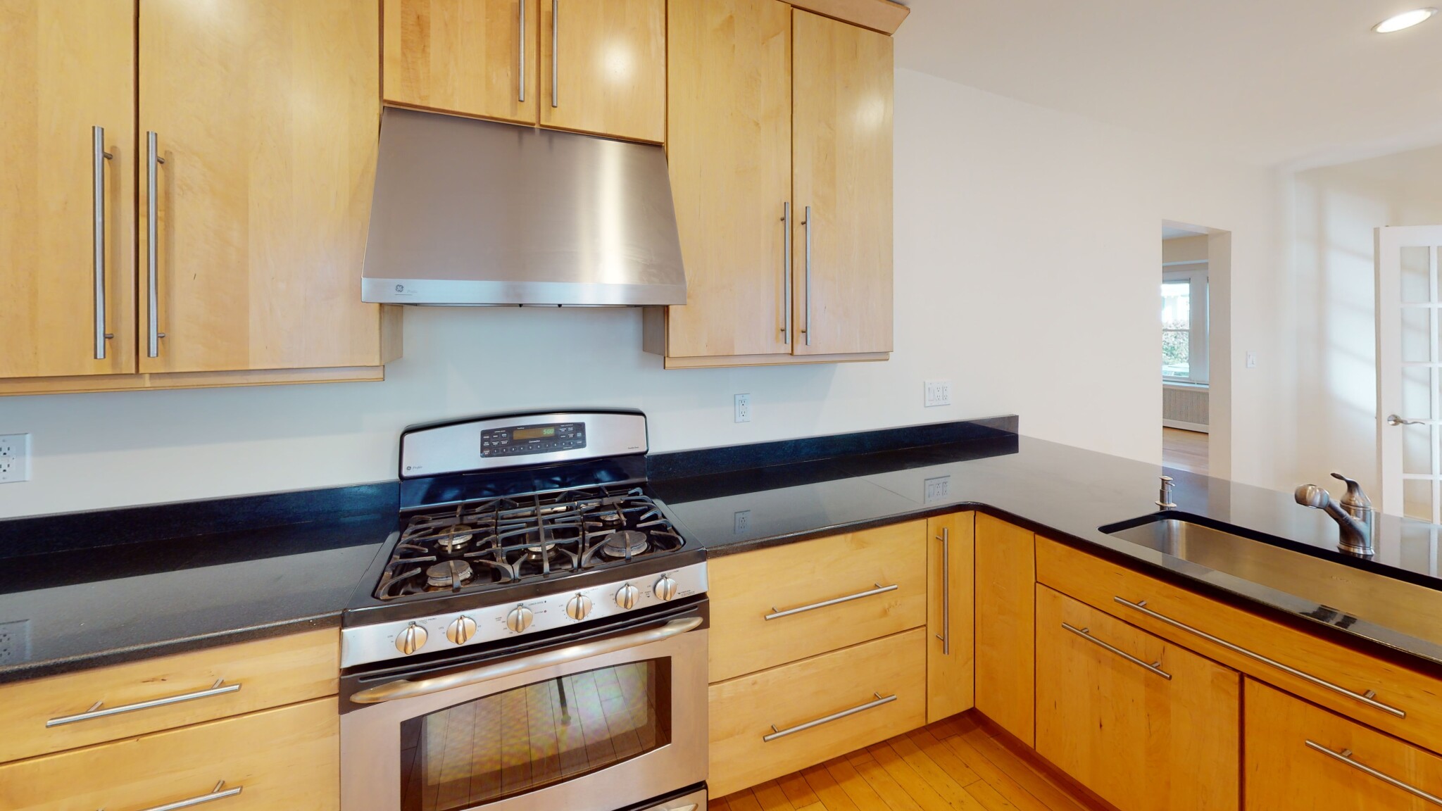 21 Russell St, Brookline