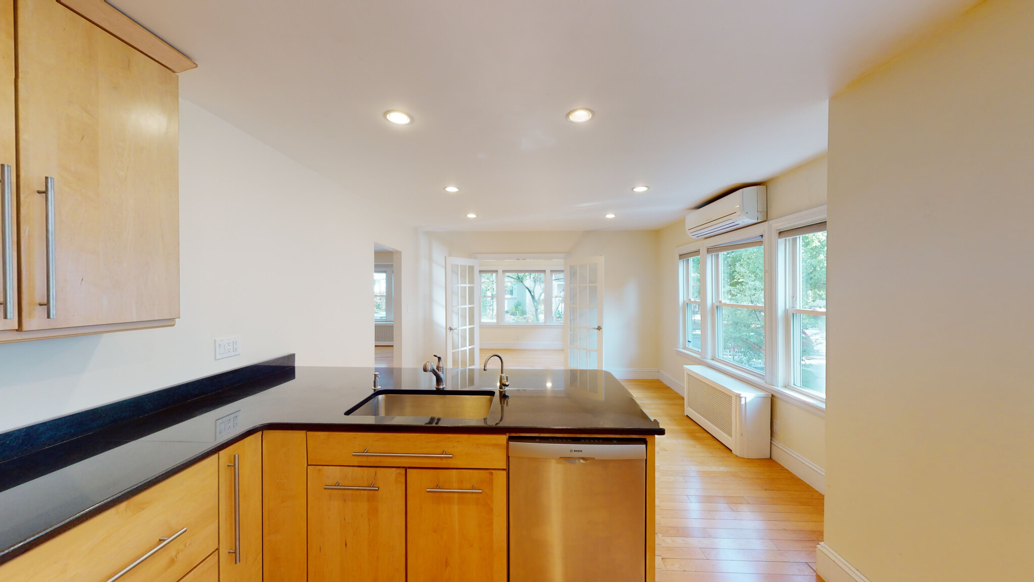 21 Russell St, Brookline