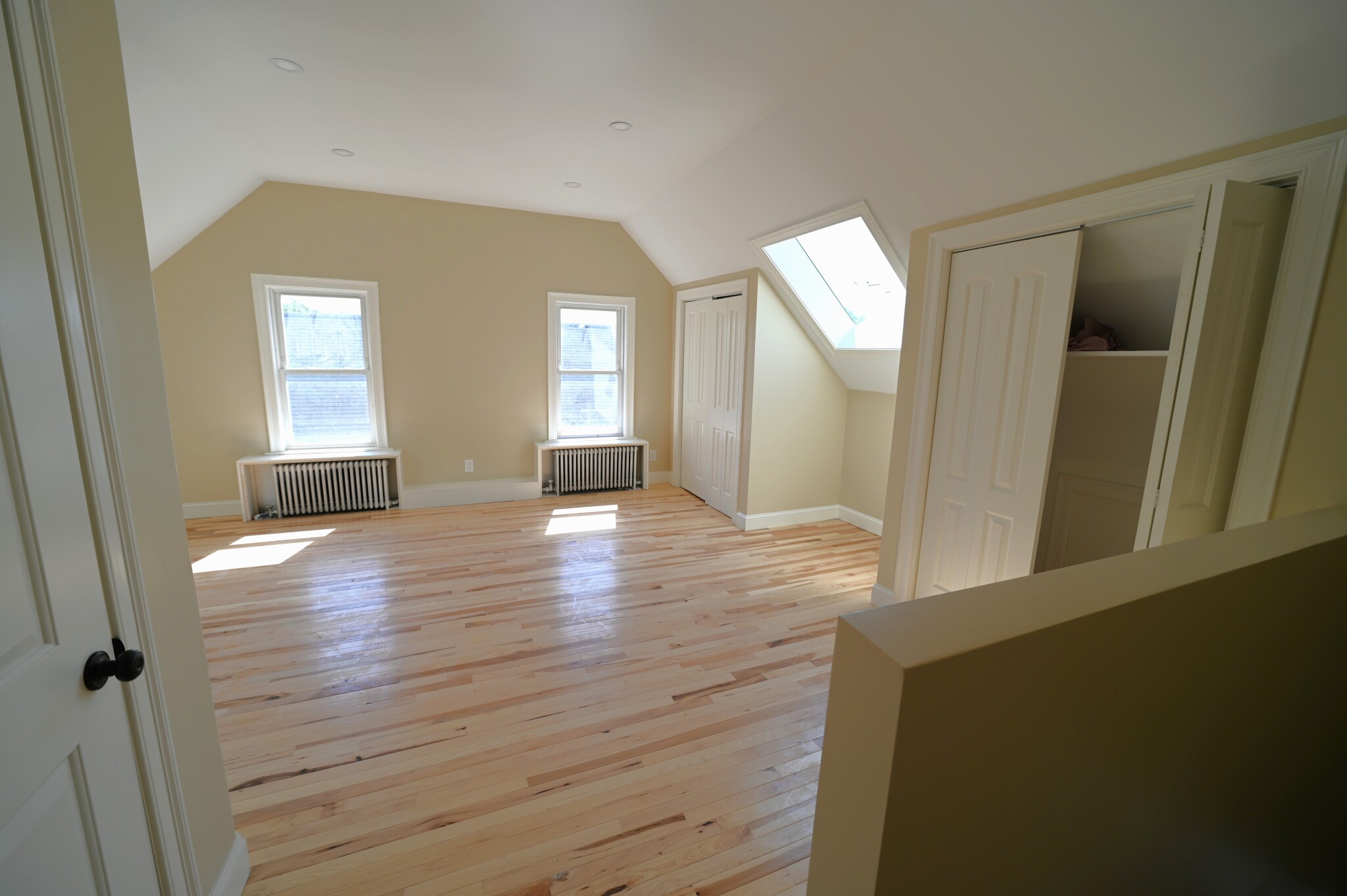 14 Lincoln, Newton