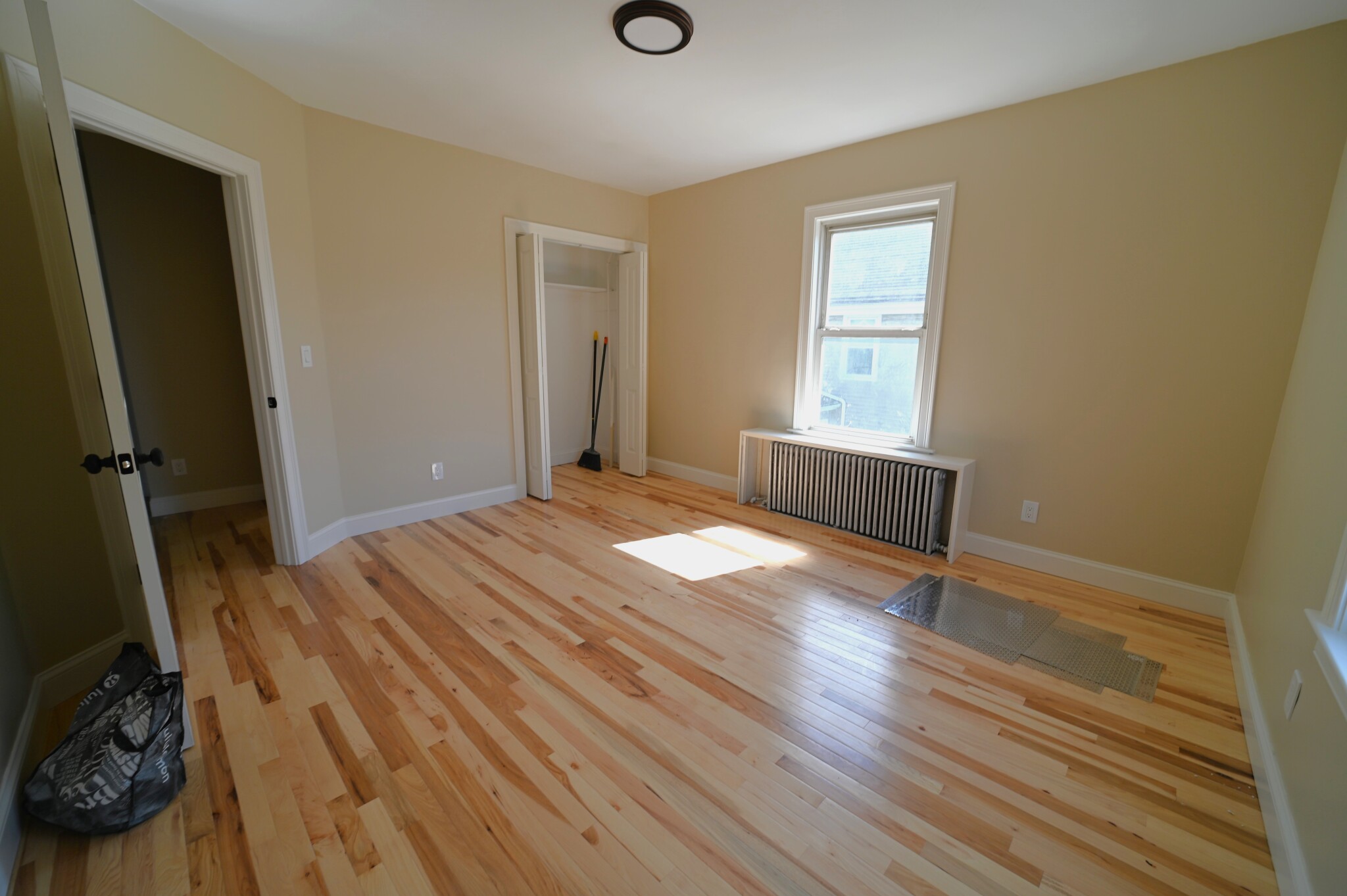 14 Lincoln, Newton