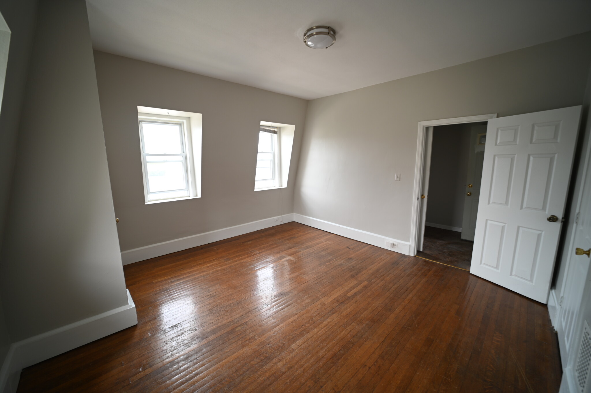 39 Waverley Ave, Watertown