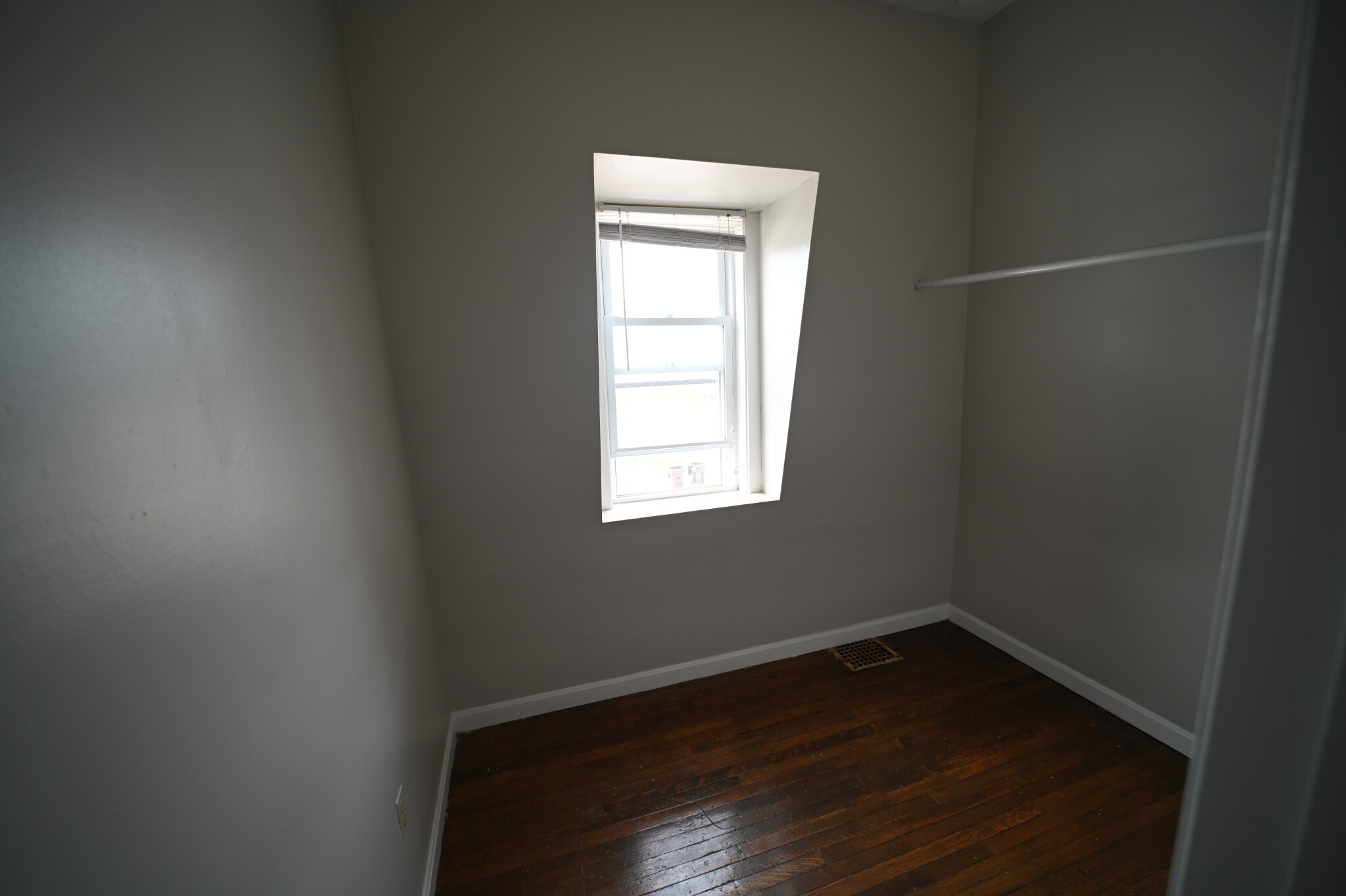 39 Waverley Ave, Watertown