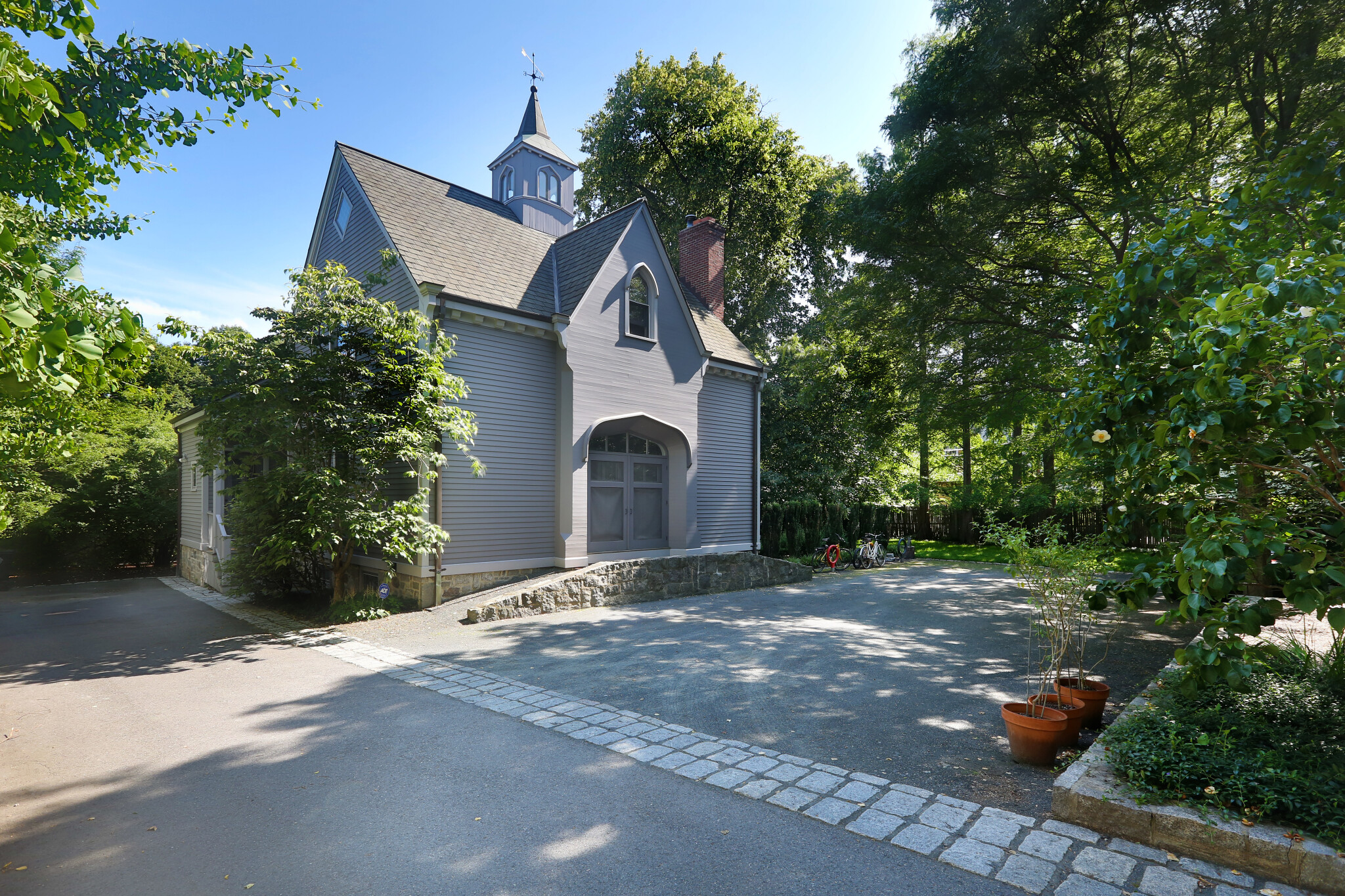 78 Davis Ave, Brookline