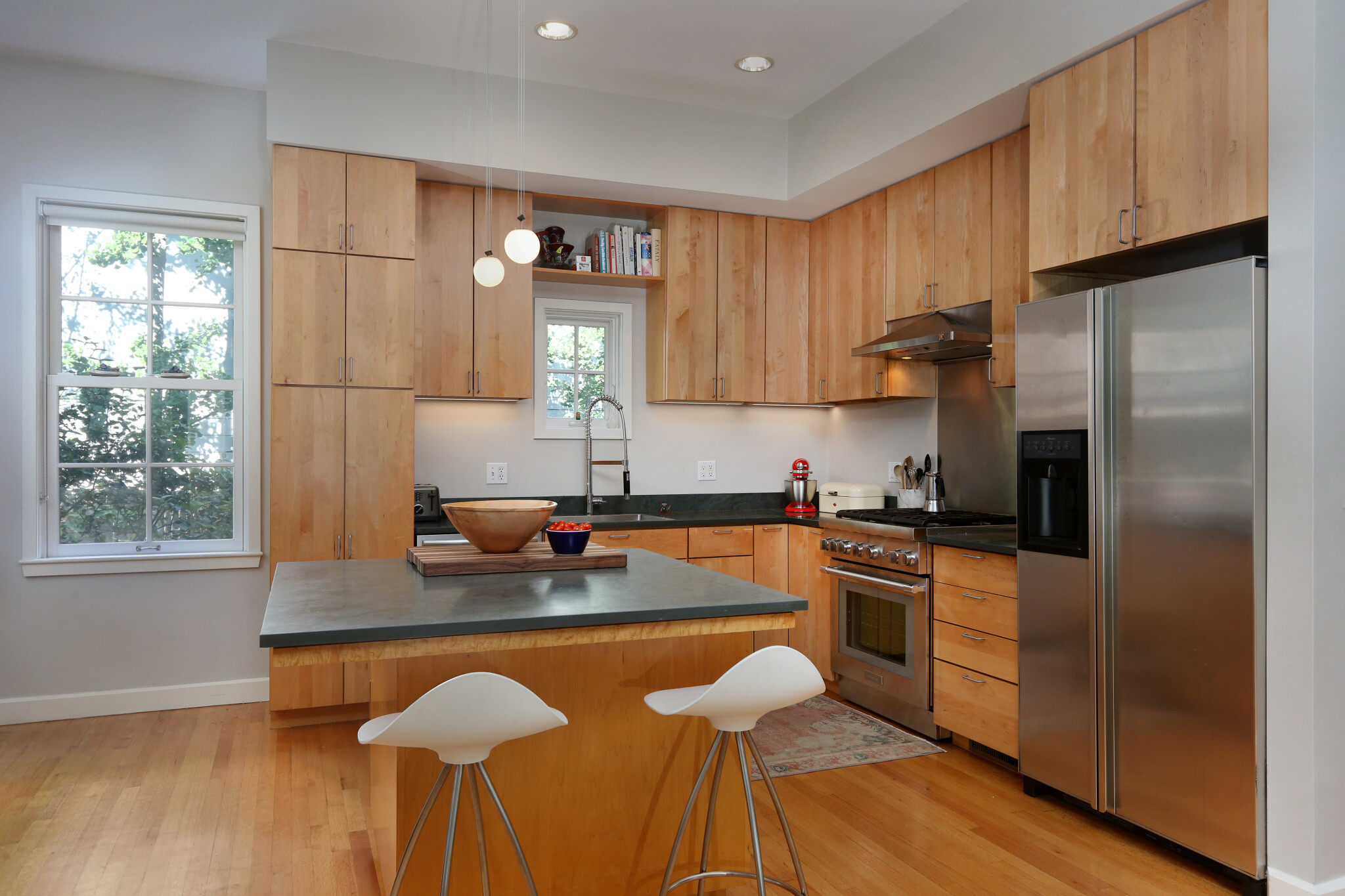 78 Davis Ave, Brookline