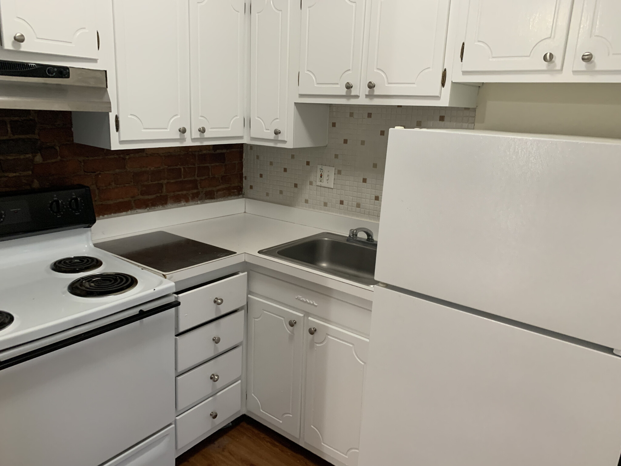 South Huntington Ave., Boston, MA 02130 92166059 Metro Realty