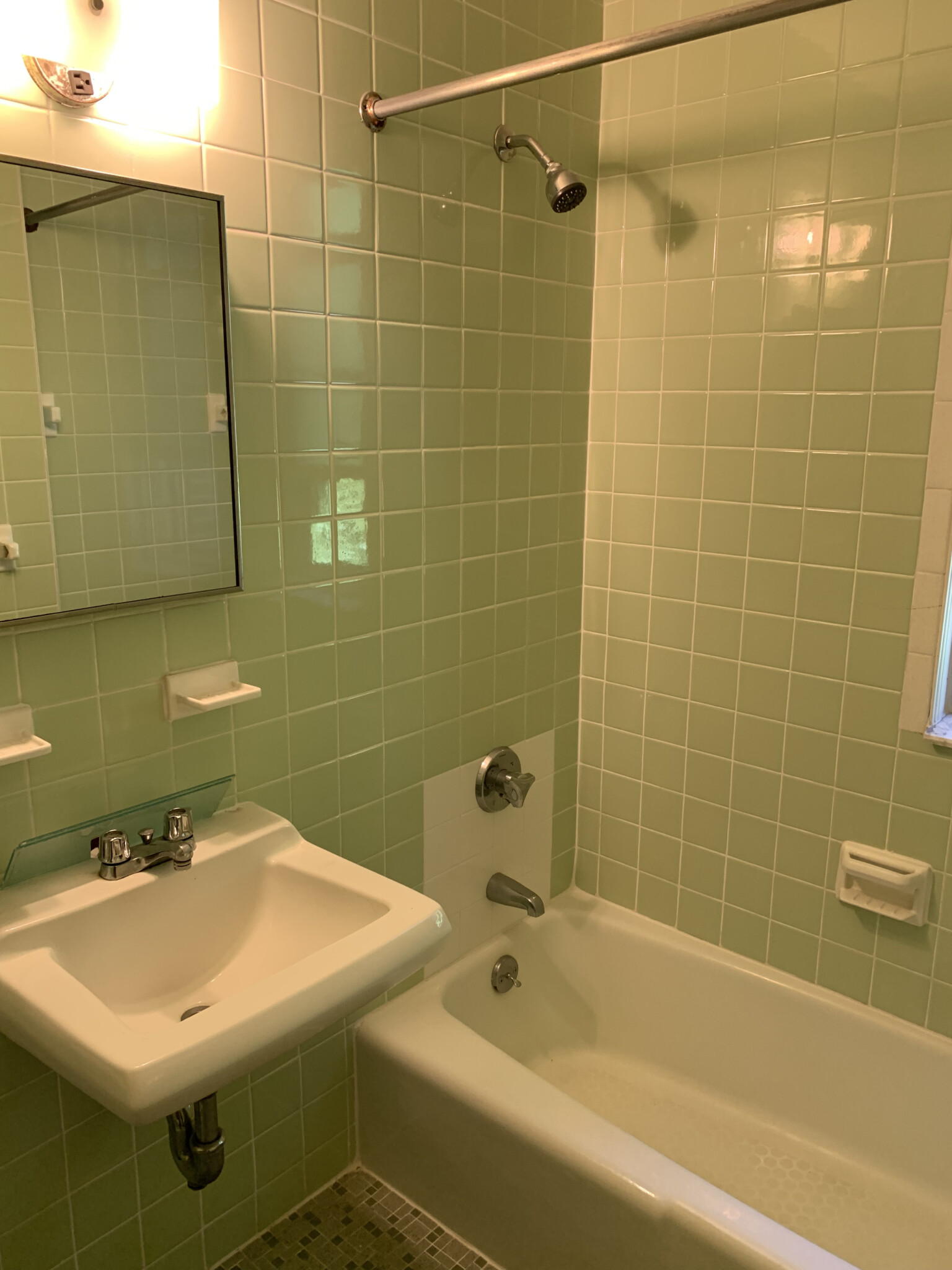 62 South Huntington Ave, Jamaica Plain