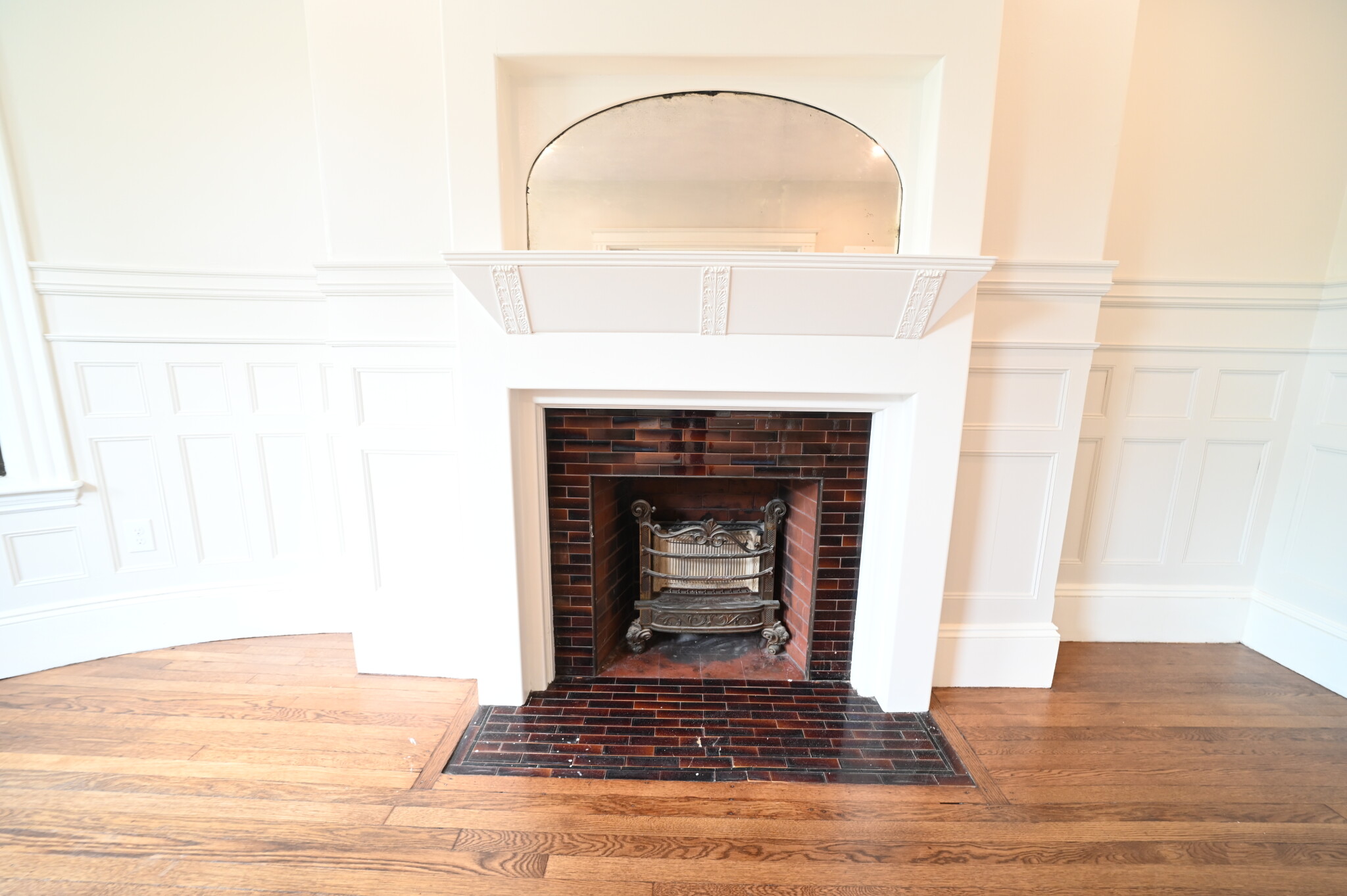 1855 Beacon St, Washington Square