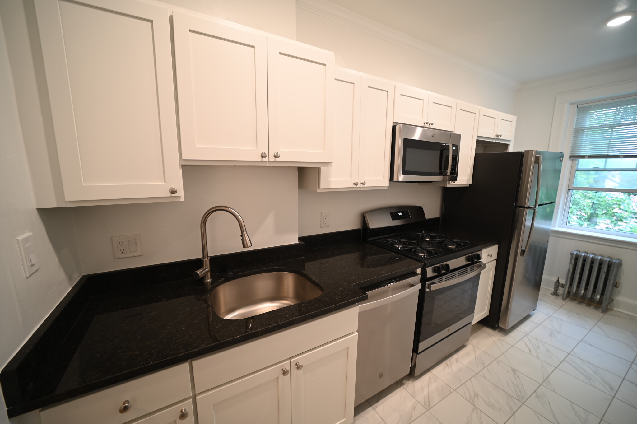 100 Kilsyth Rd, Brighton