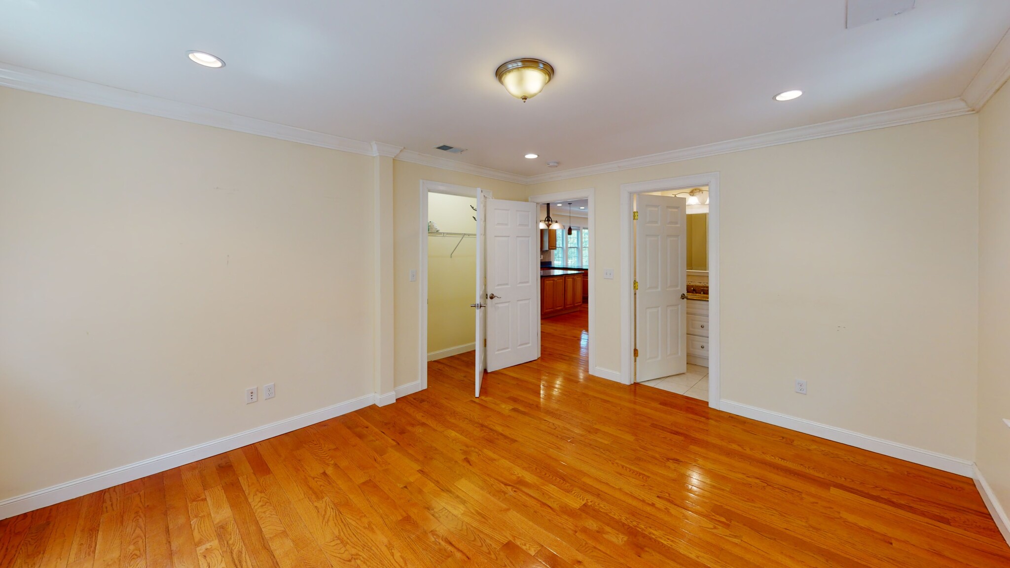 222 Winchester St, Coolidge Corner