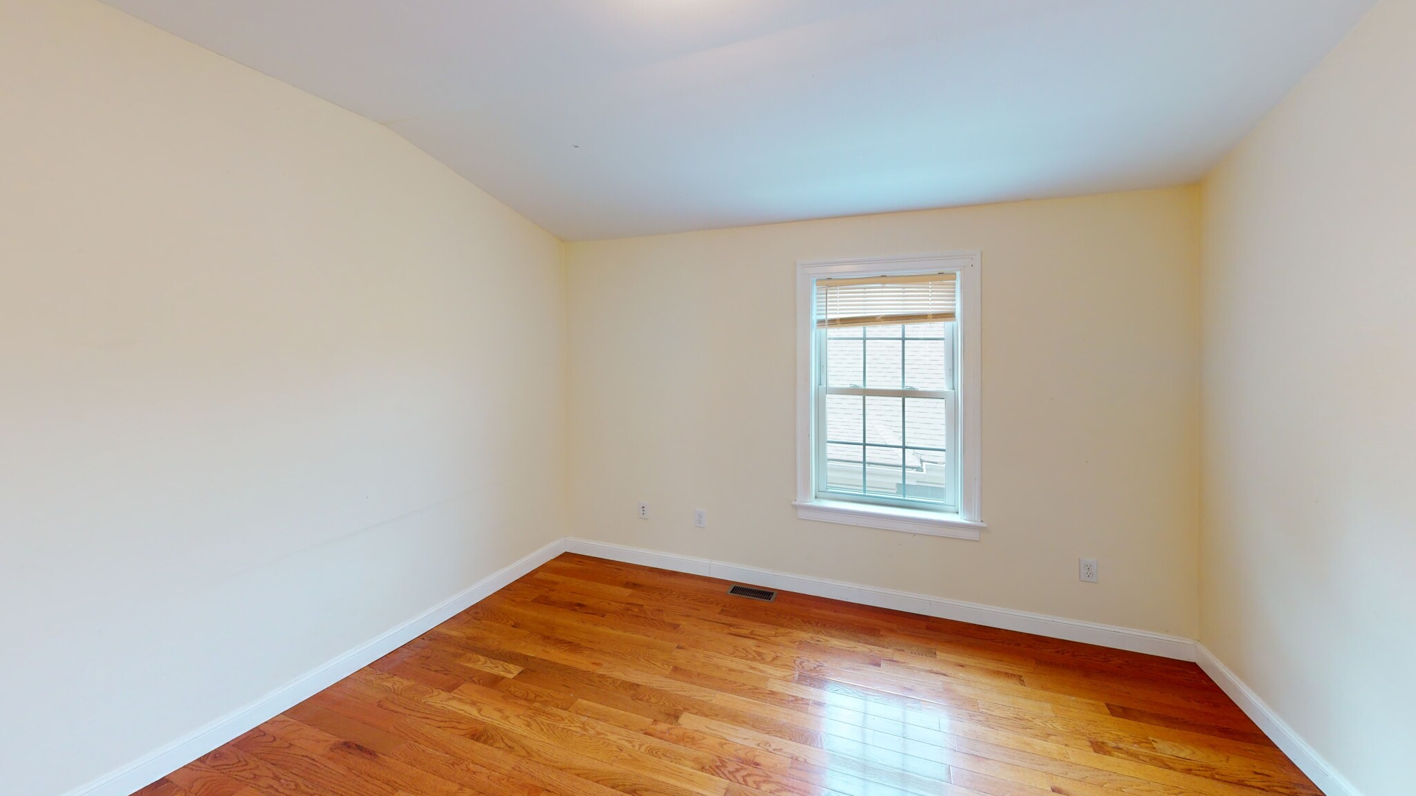 222 Winchester St, Coolidge Corner