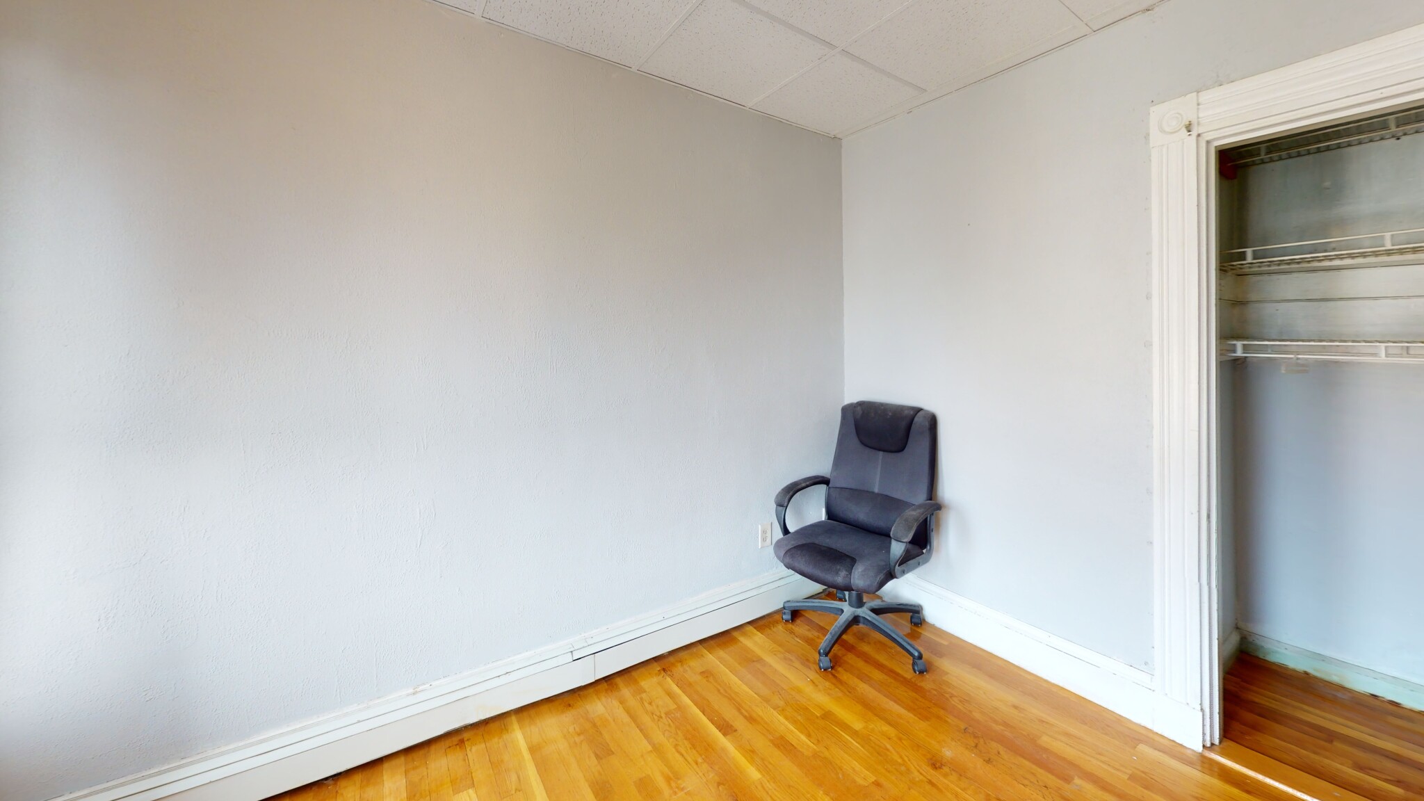 59 Calumet St, Roxbury