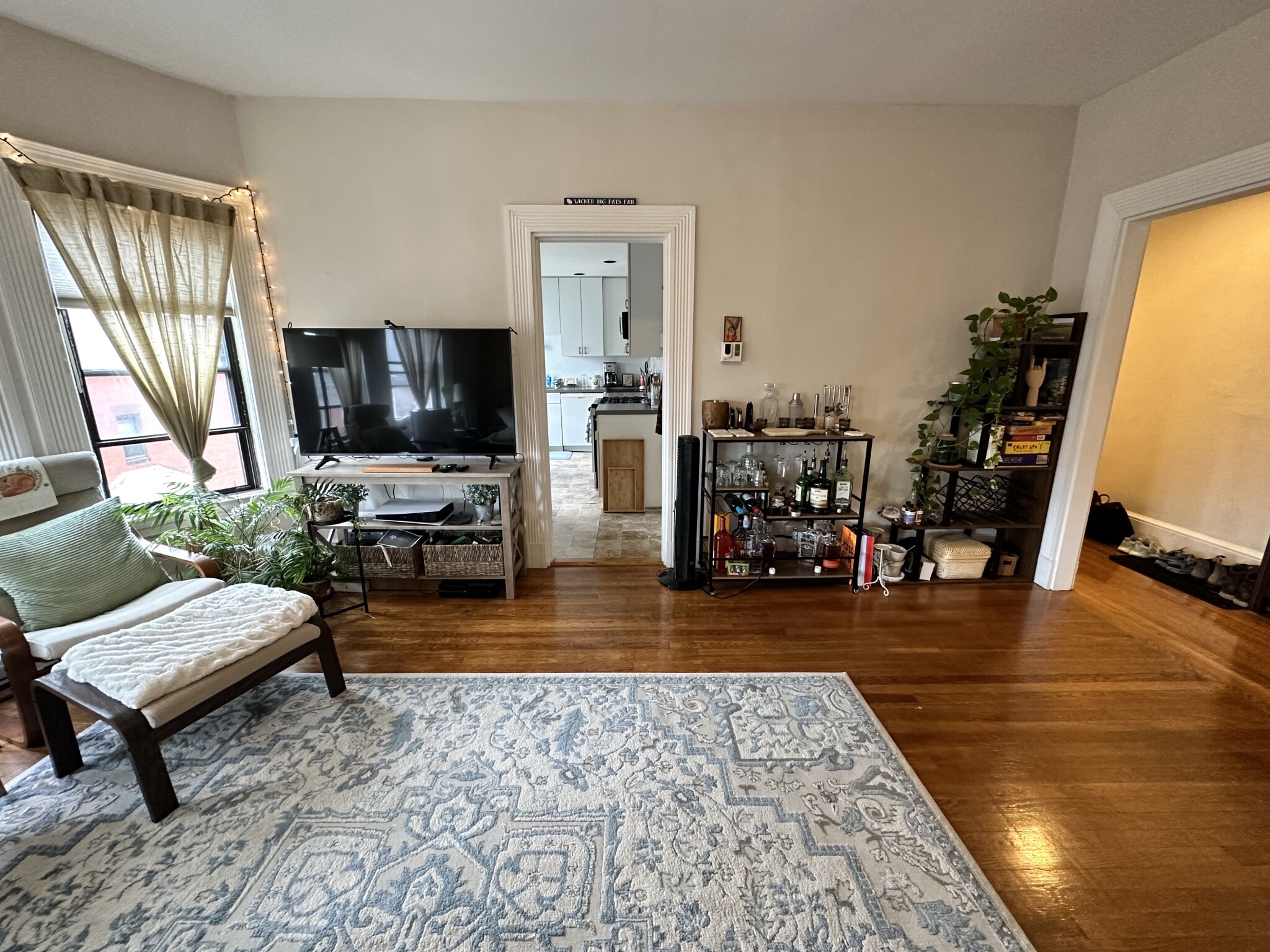 857 Beacon St, Fenway