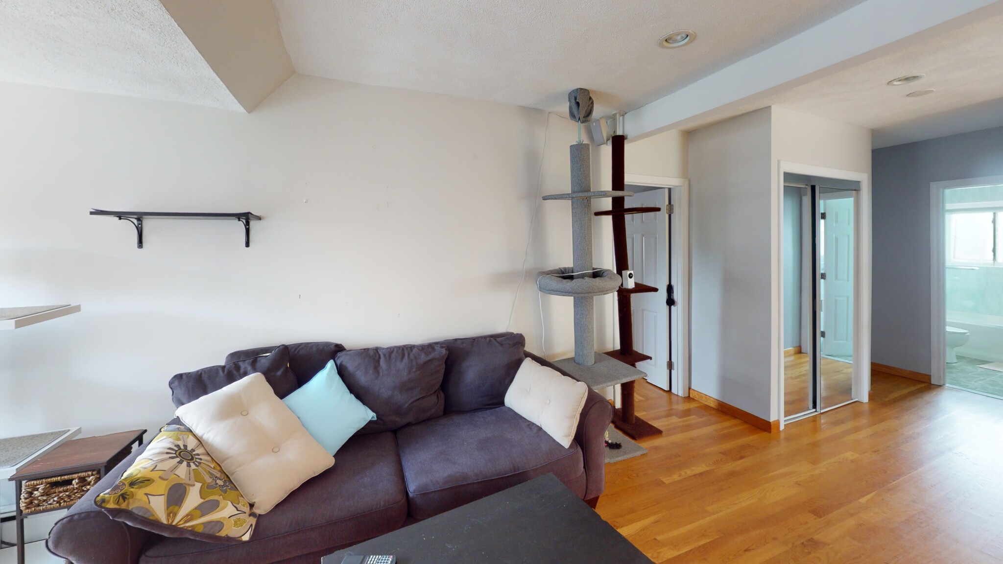 126 Englewood, Brighton