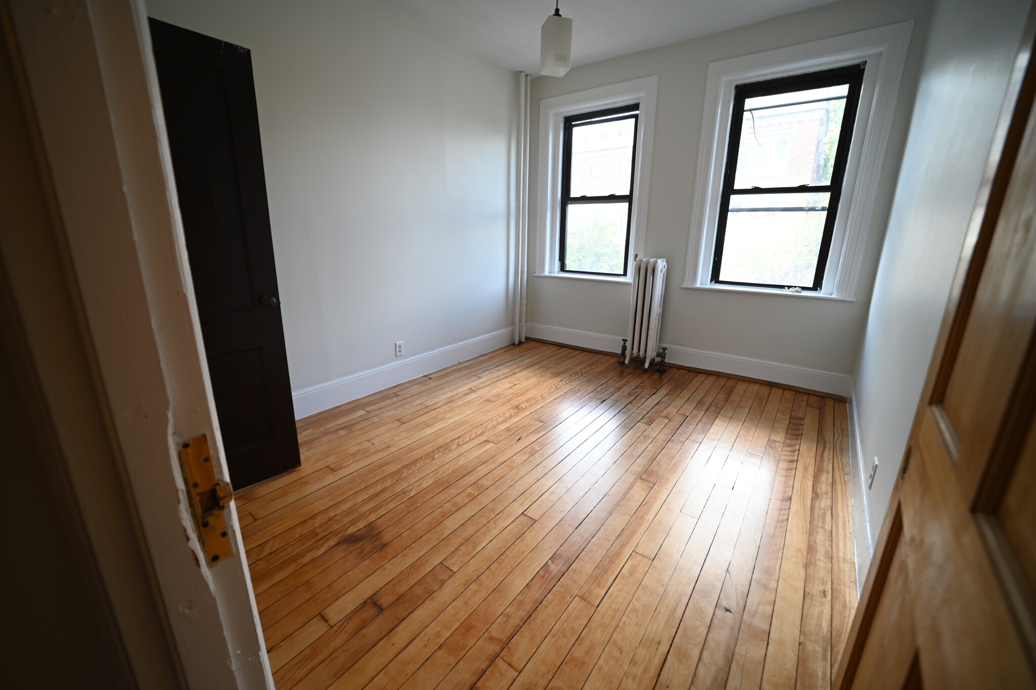 10 Glenville Ave, Allston