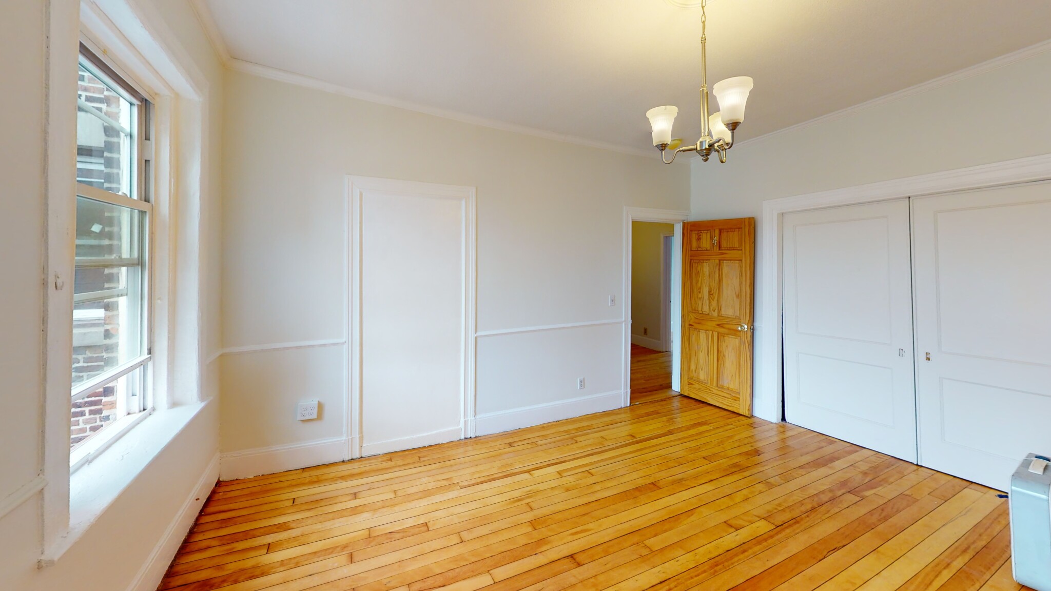 10 Glenville Ave, Allston