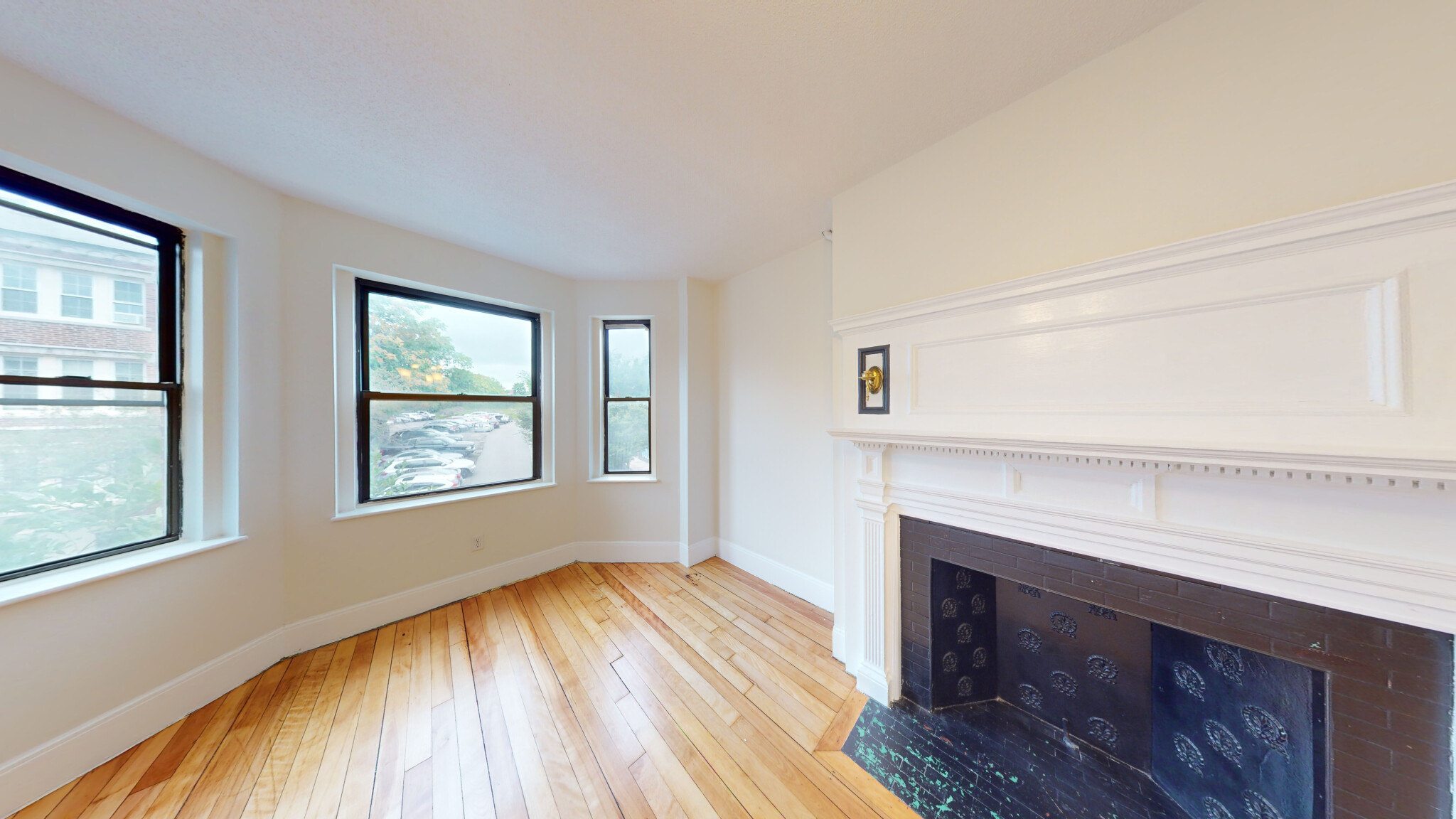 10 Glenville Ave, Allston