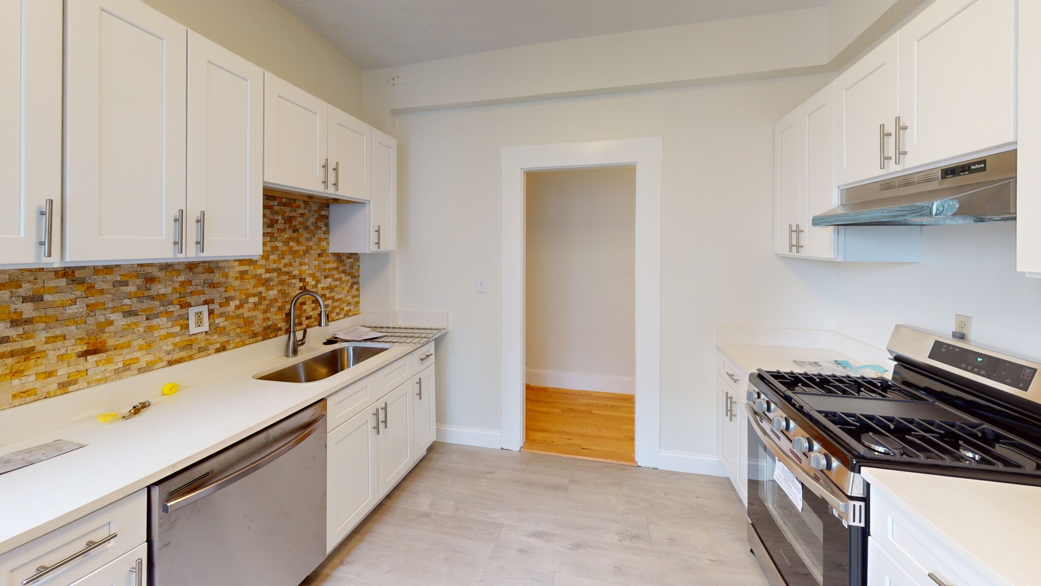 10 Glenville Ave, Allston