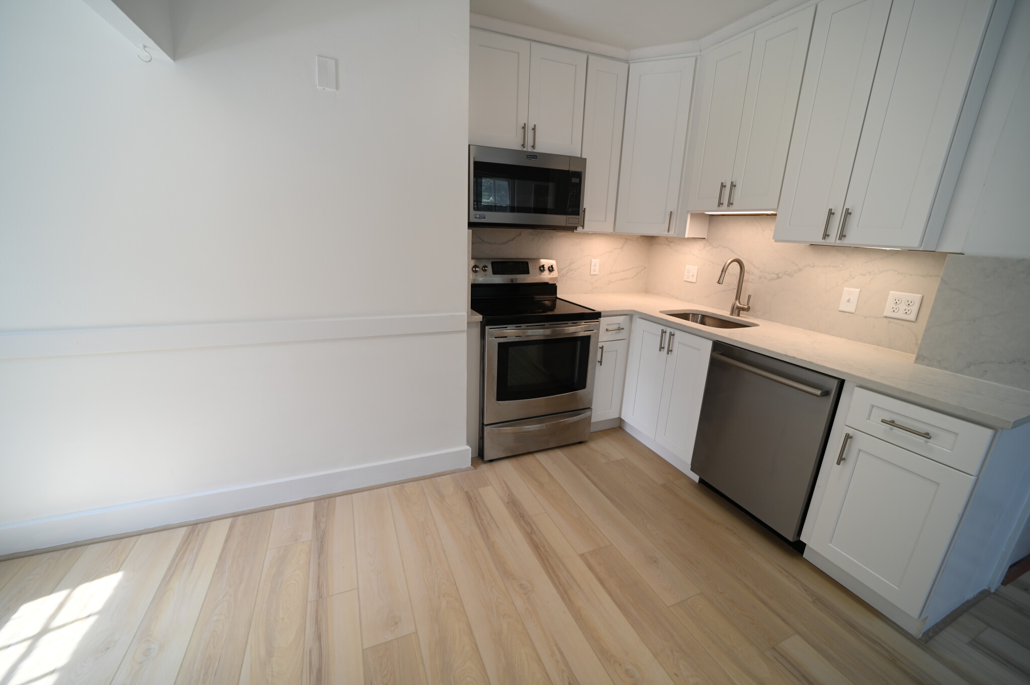 88 Central St, Auburndale