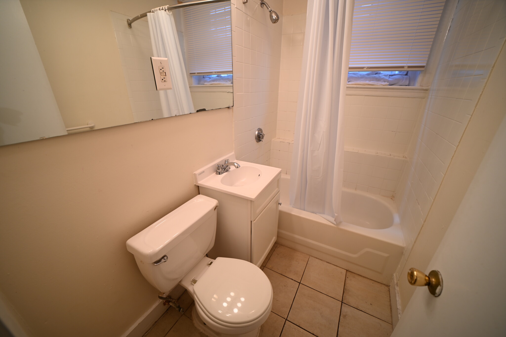 5 Barrows St, Allston