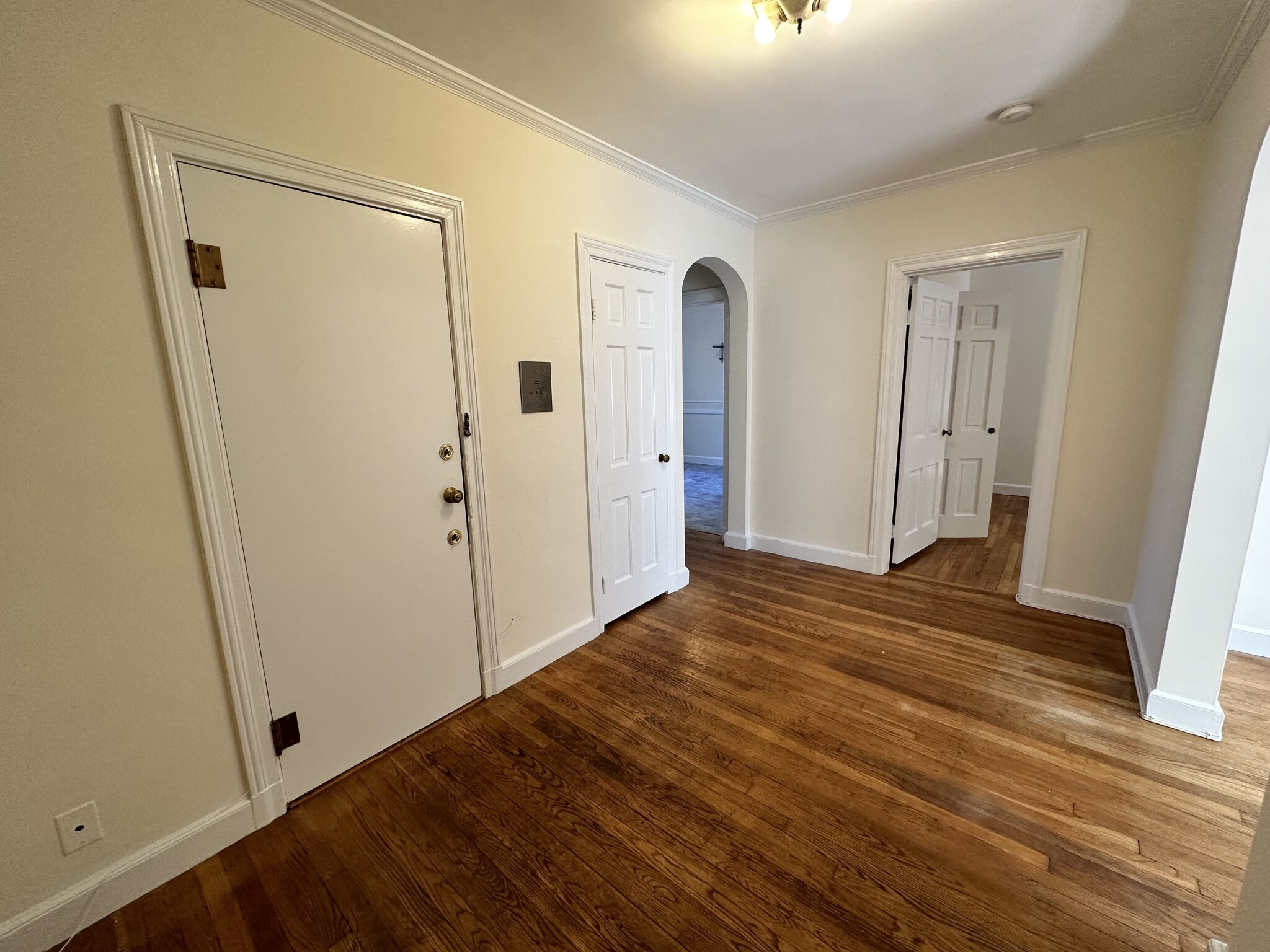 60 Sutherland Rd, Boston