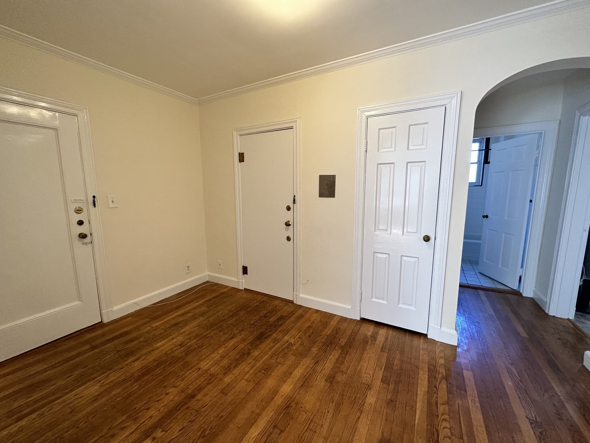 60 Sutherland Rd, Boston