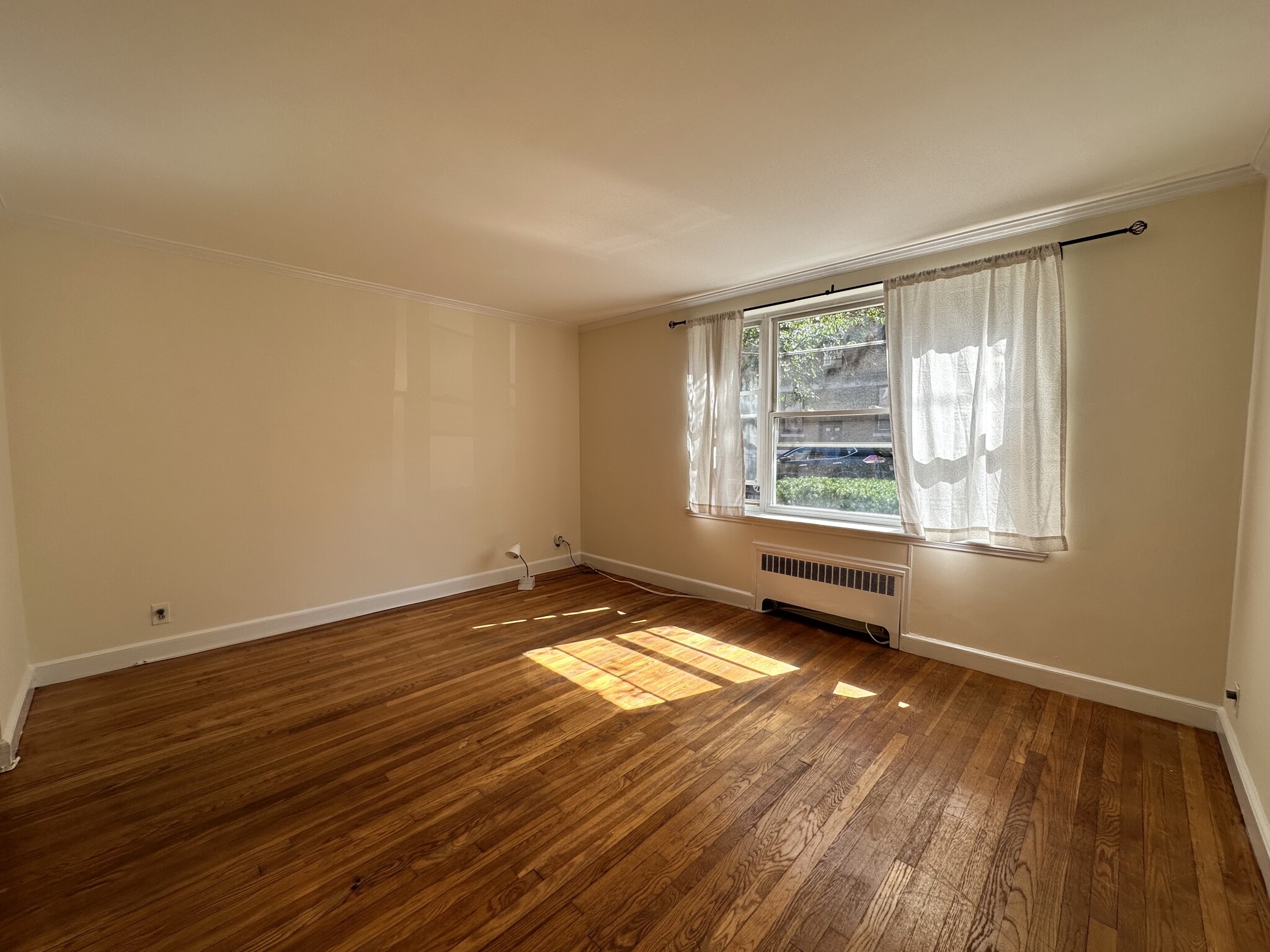 60 Sutherland Rd, Boston