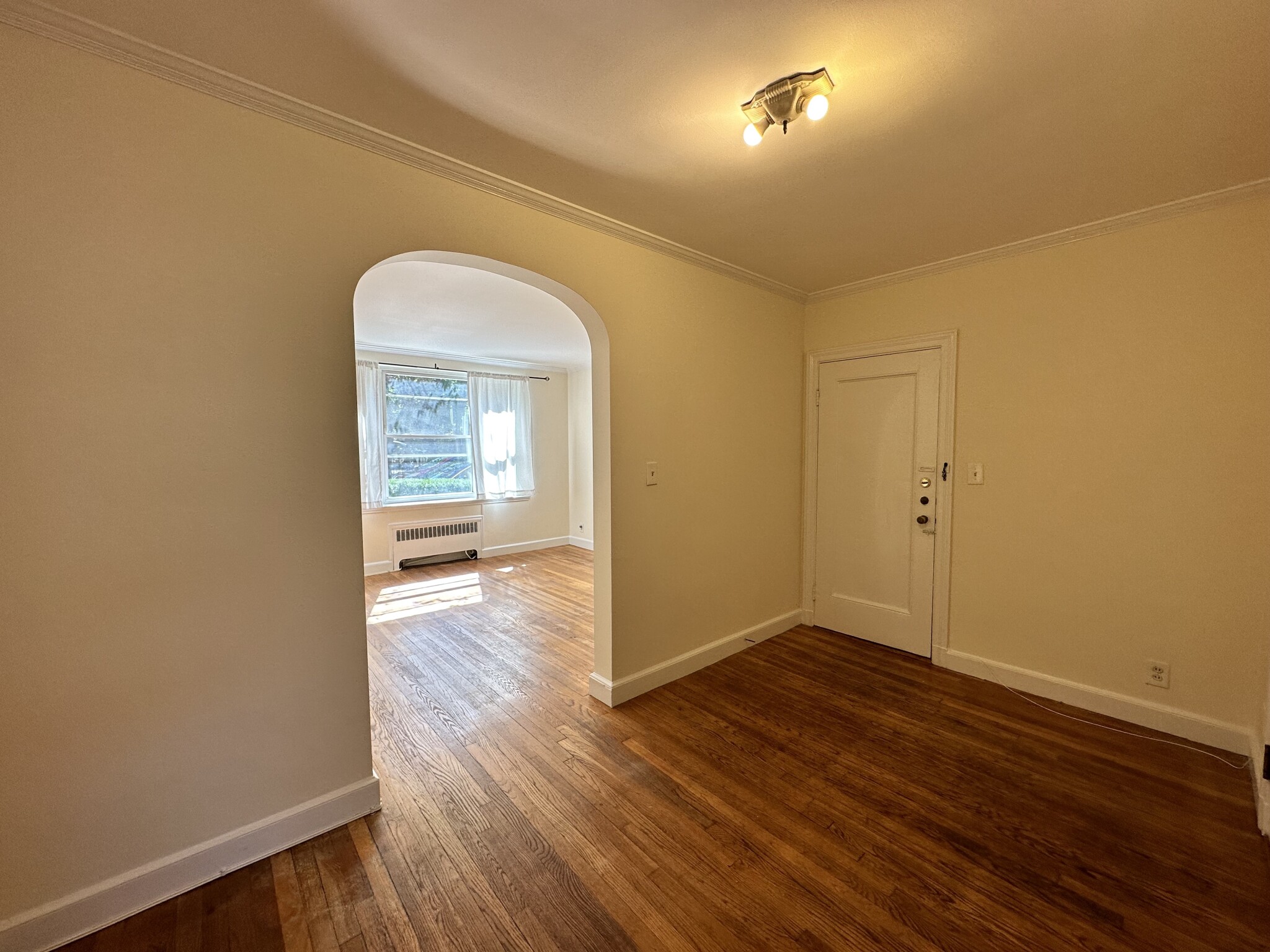 60 Sutherland Rd, Boston