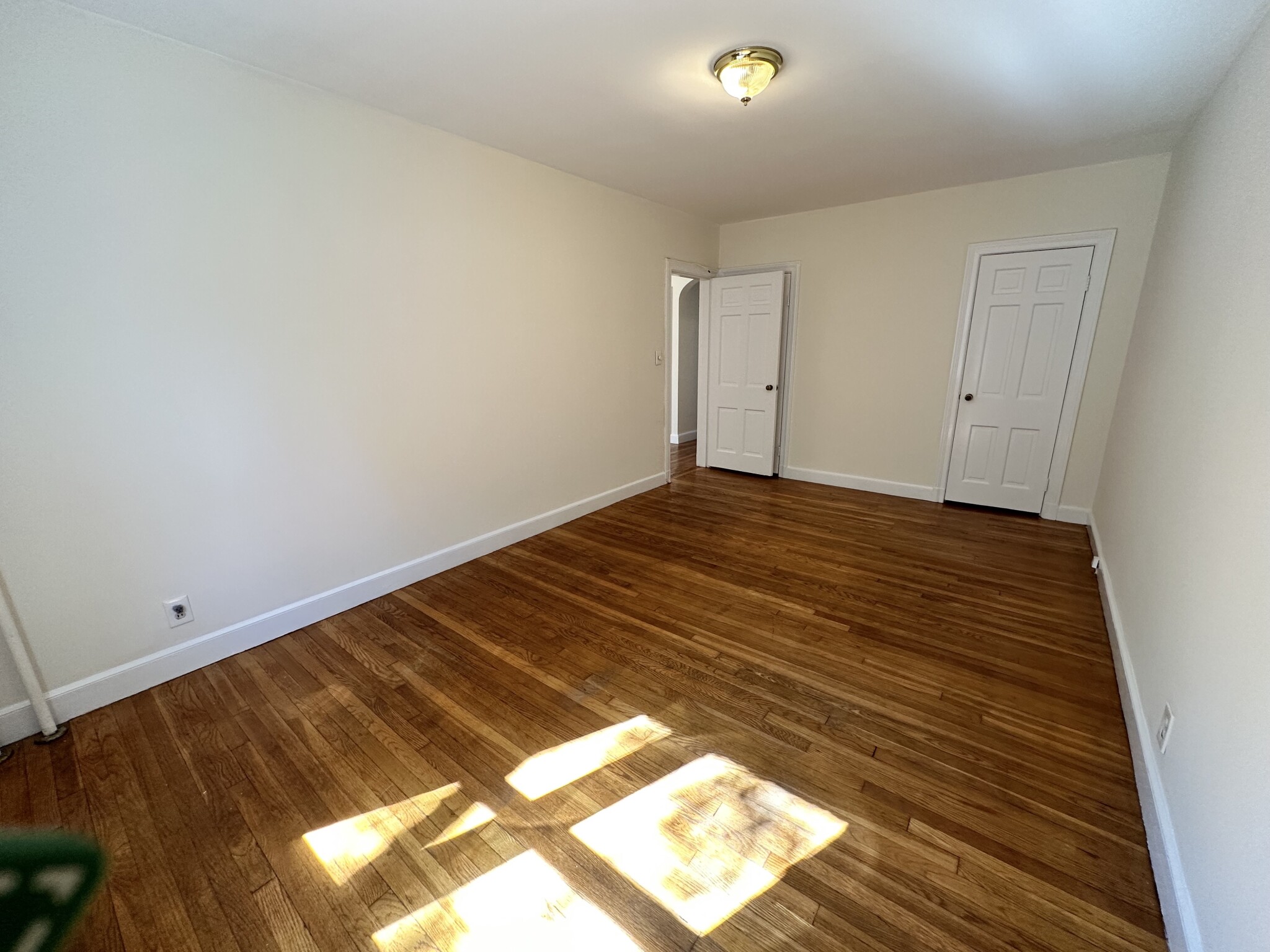 60 Sutherland Rd, Boston