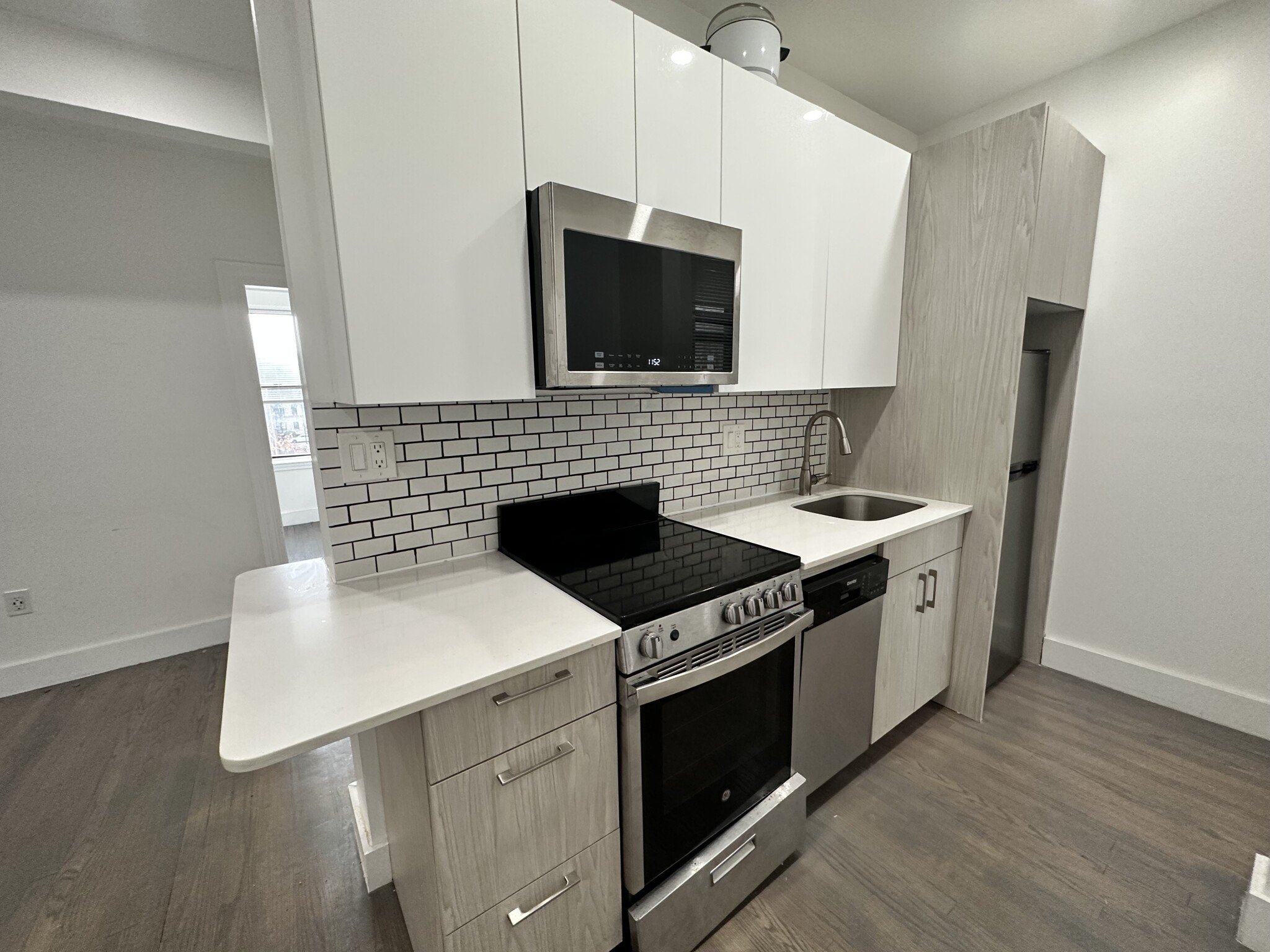 11 Peterborough St, Boston