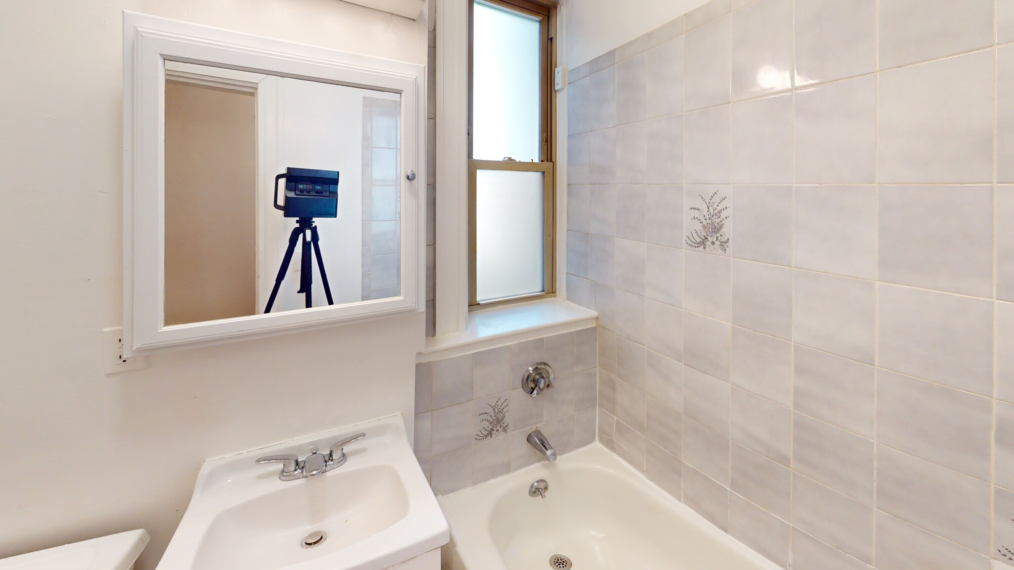 1673 Commonwealth Ave, Brighton