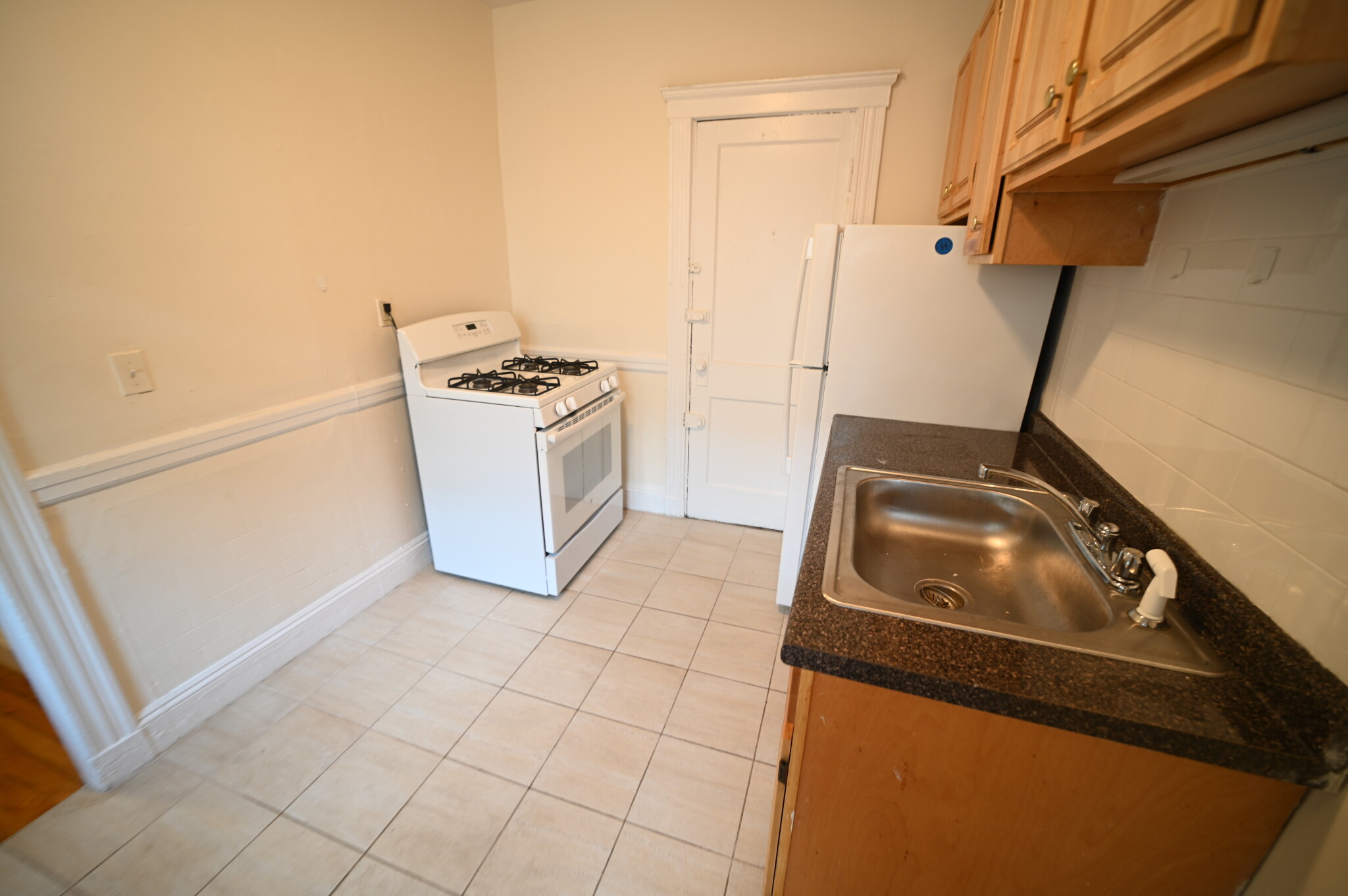 131 Washington St, Brighton