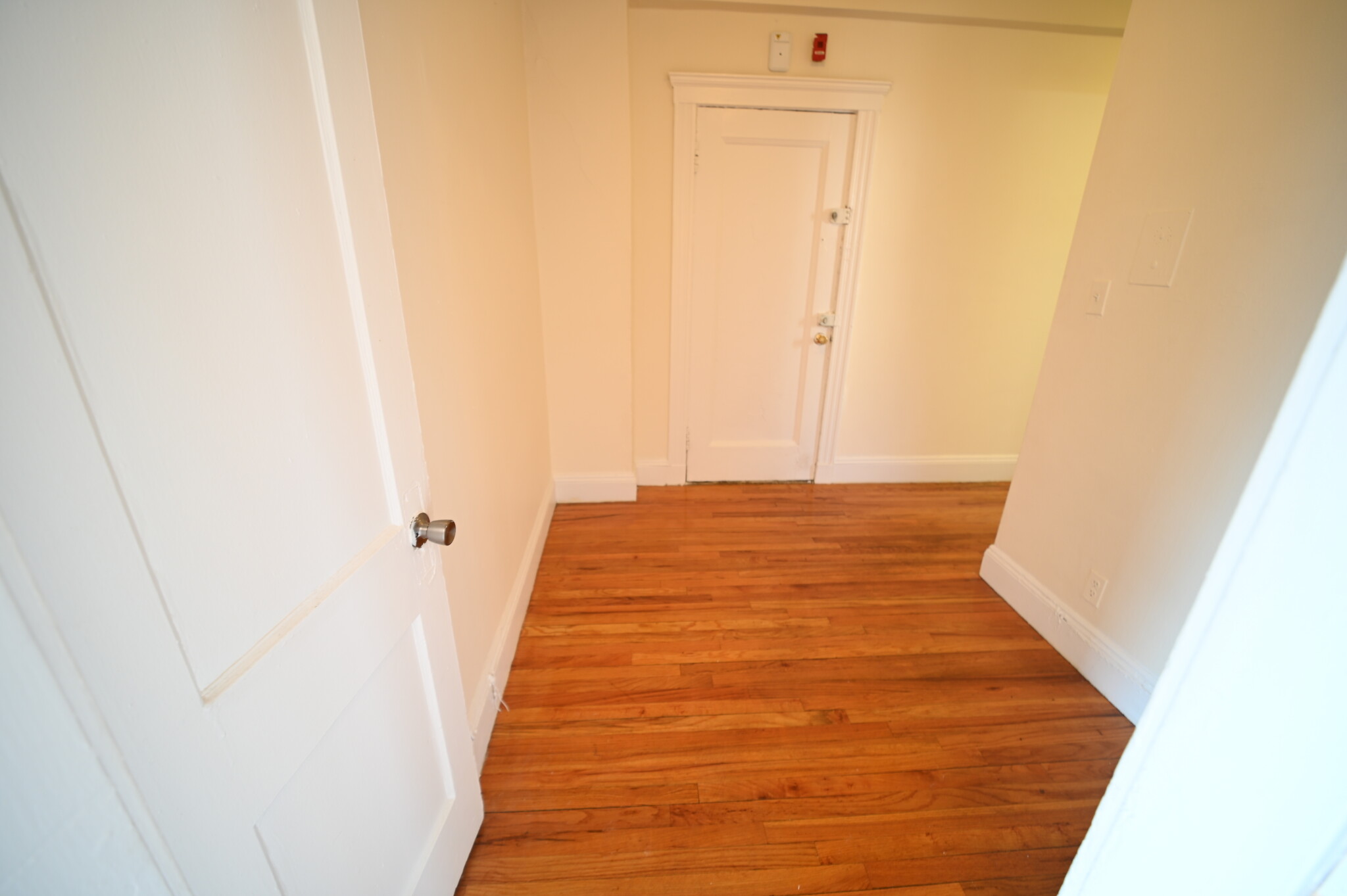 131 Washington St, Brighton