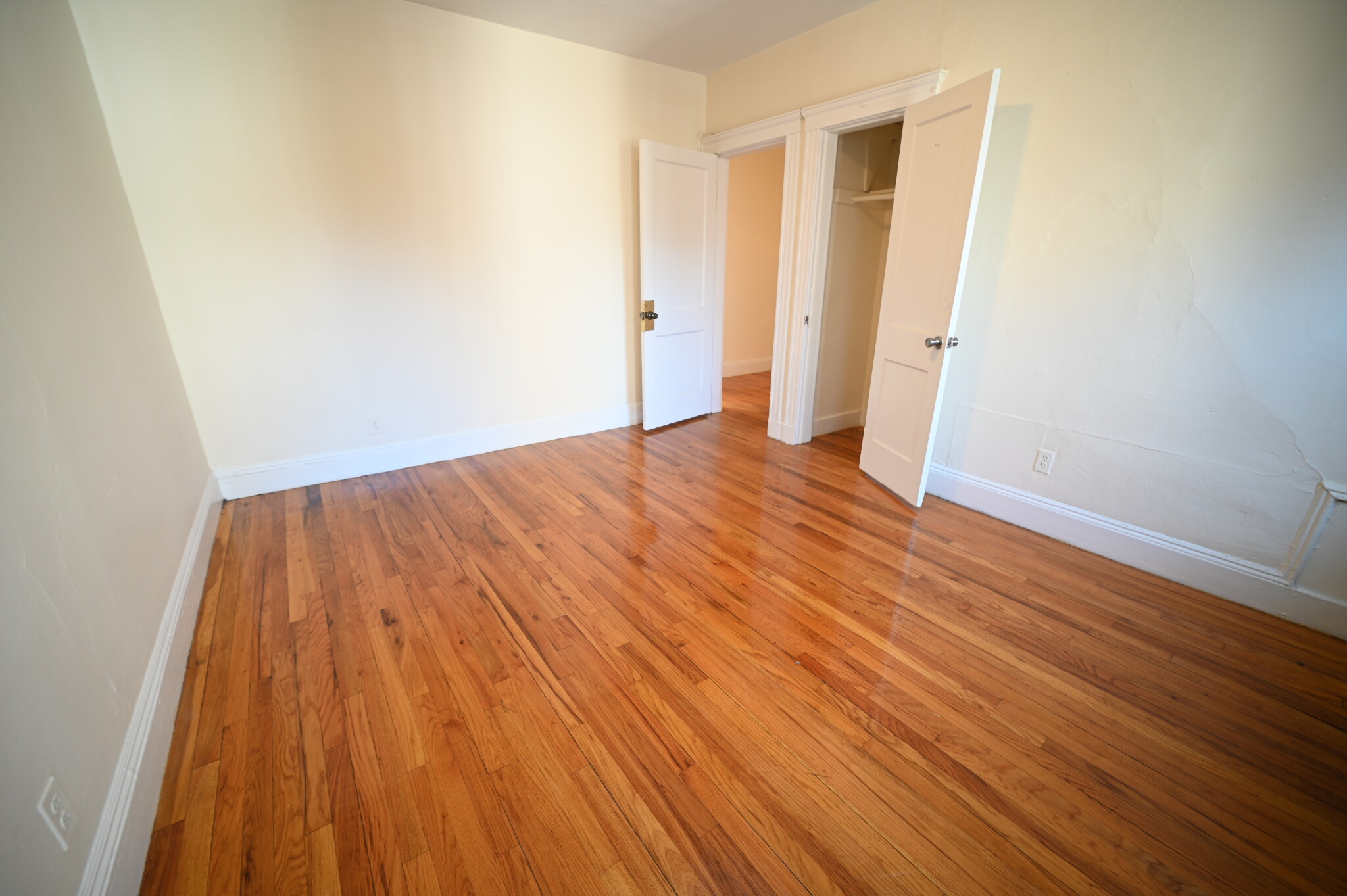 131 Washington St, Brighton