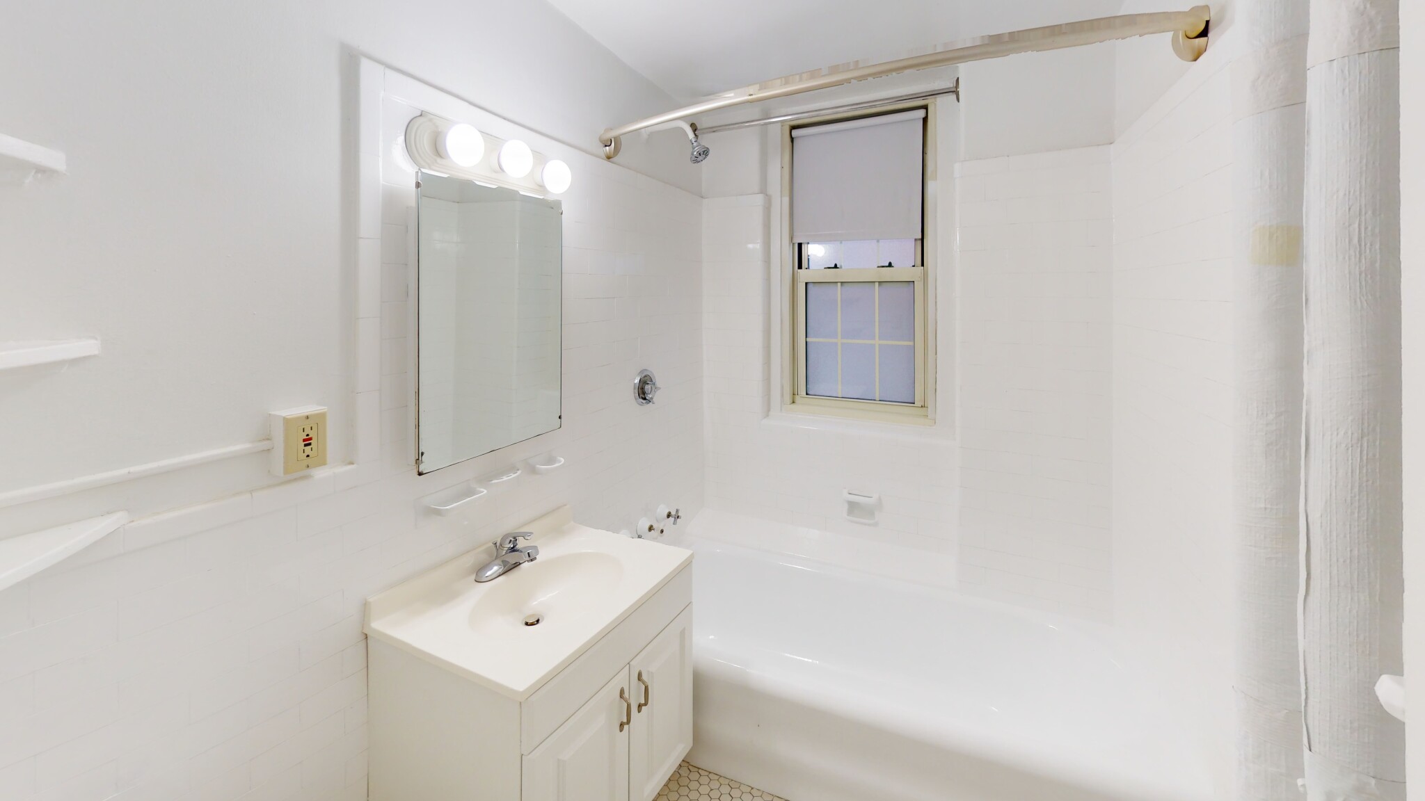 1401 Beacon St, Brookline