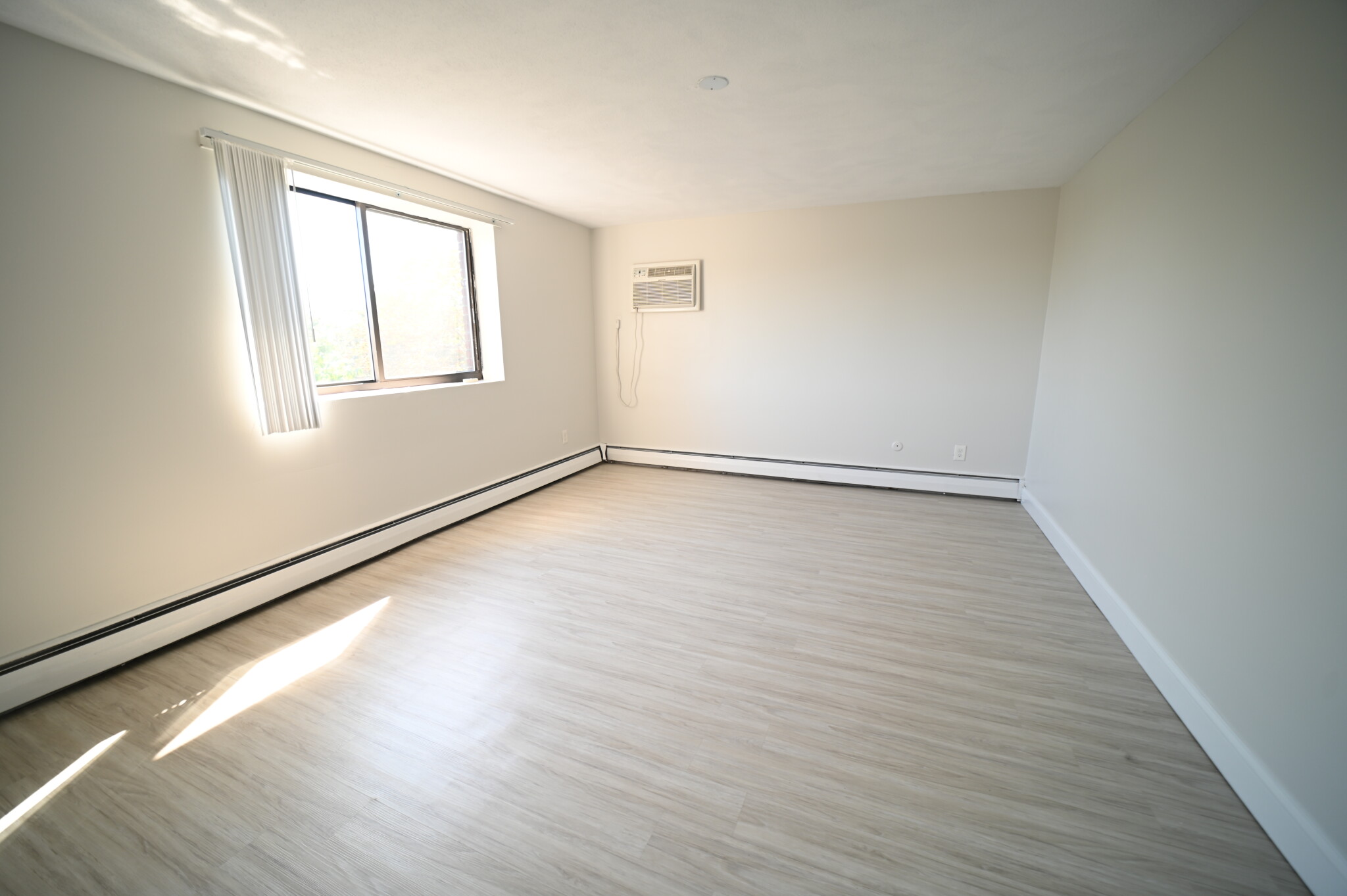 24 Whites Ave, Watertown