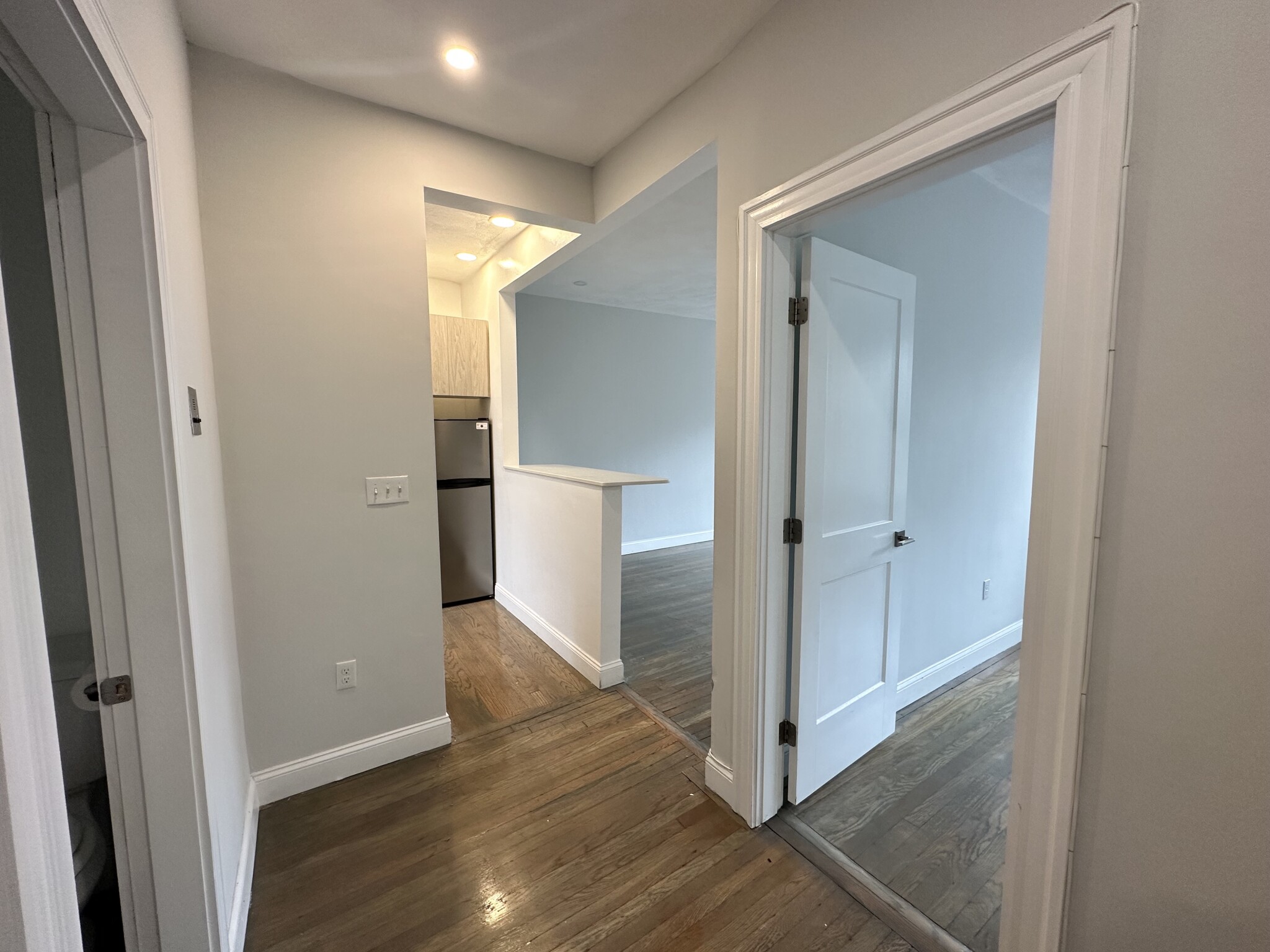 100 Queensberry St, Fenway