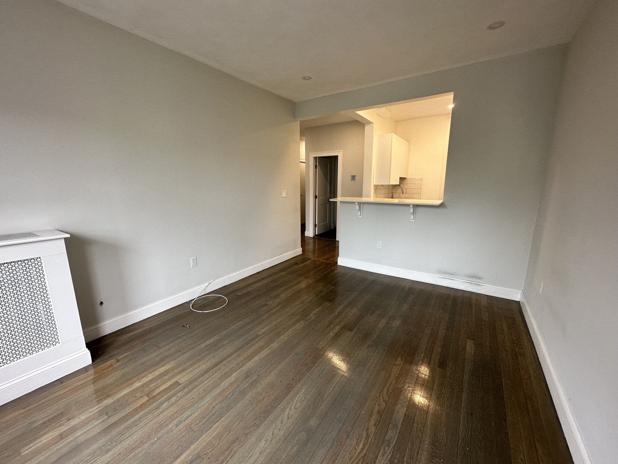 100 Queensberry St, Fenway