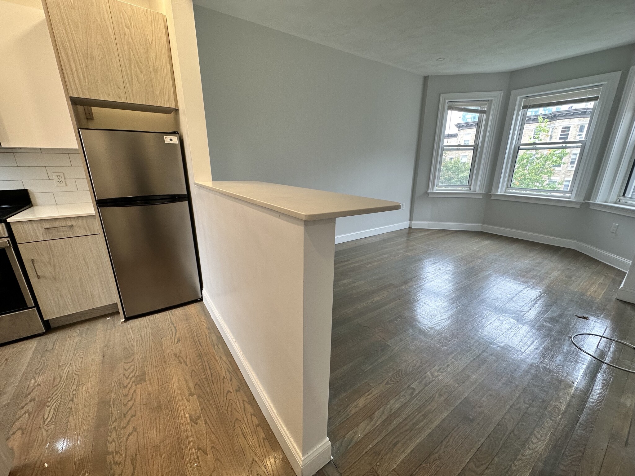 100 Queensberry St, Fenway