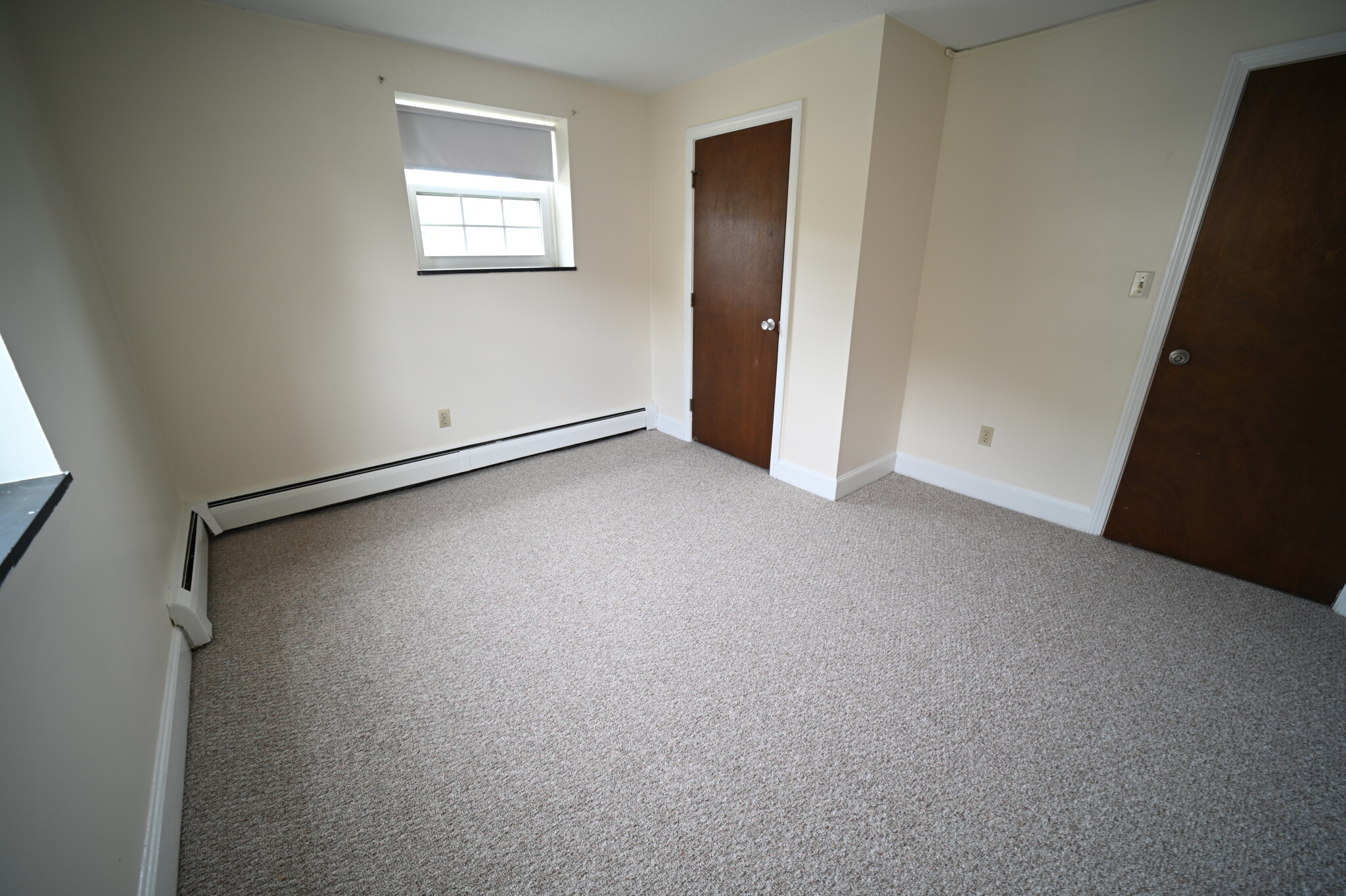 1 Brattle Dr, Arlington